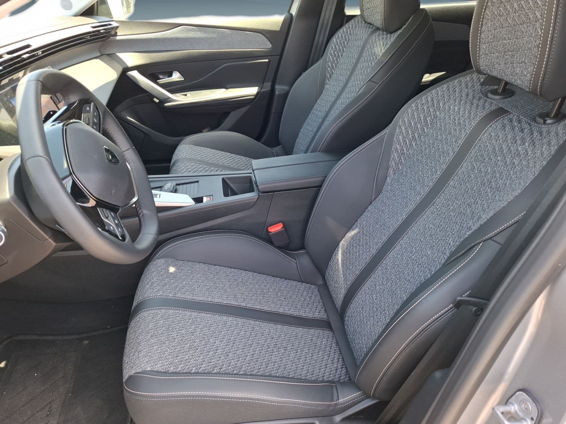 Peugeot 308 SW - 11