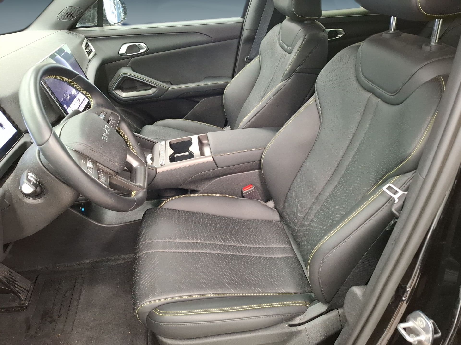 BYD Atto 2 DM-i - 11