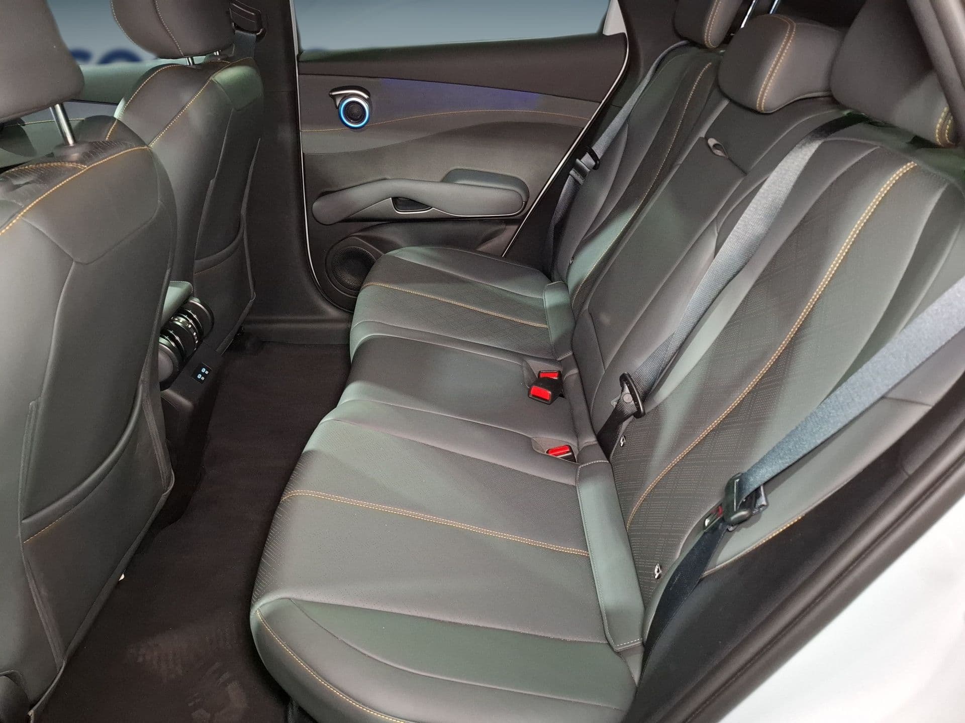 BYD ATTO 3 - 12