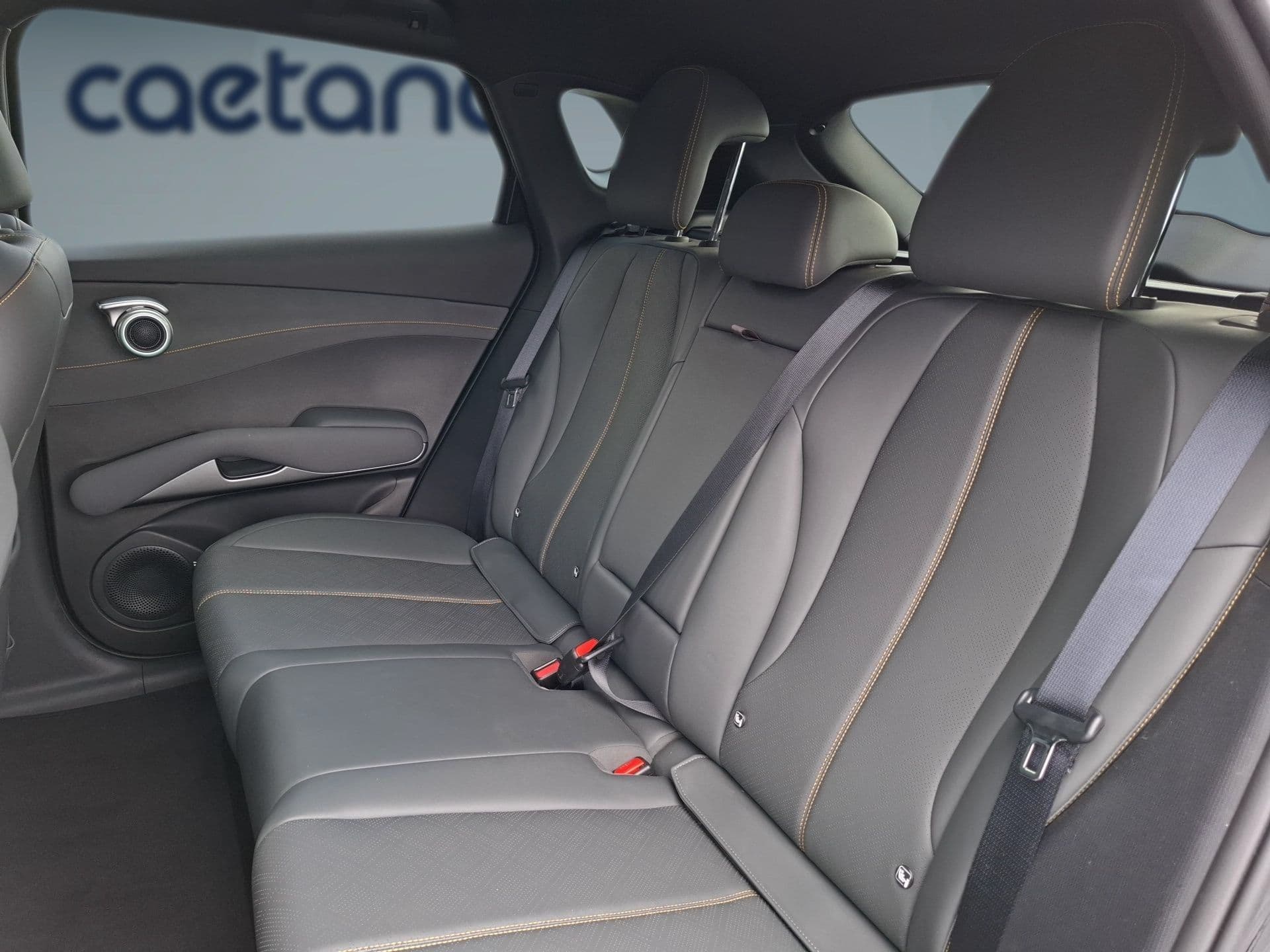 BYD ATTO 3 - 11