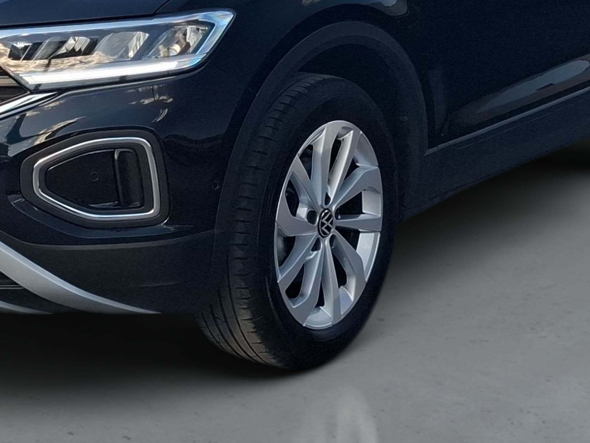 Volkswagen T-Roc - 2