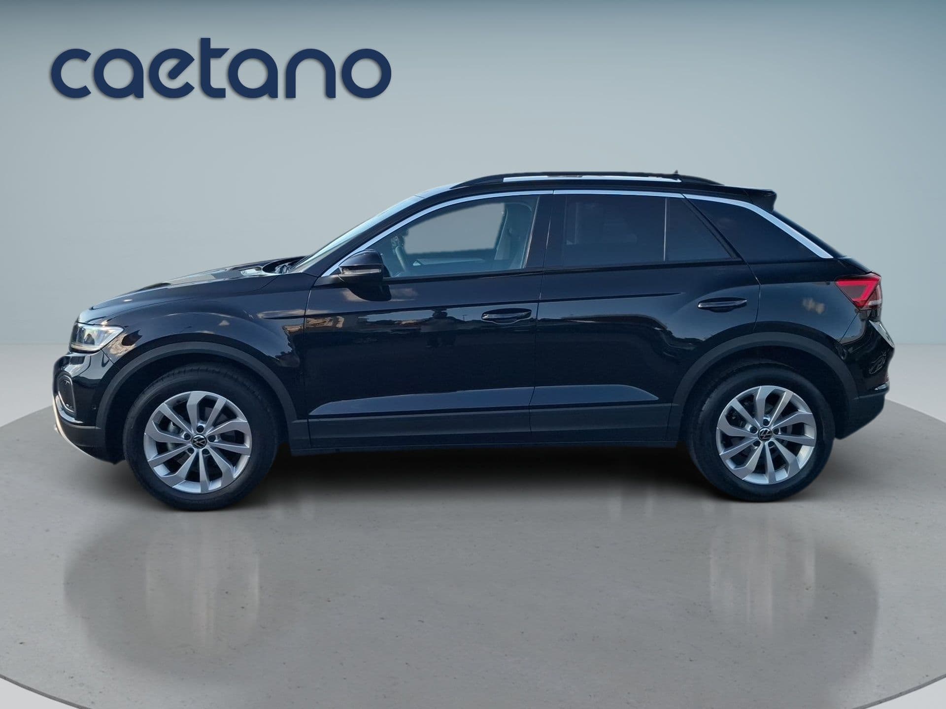 Volkswagen T-Roc - 6