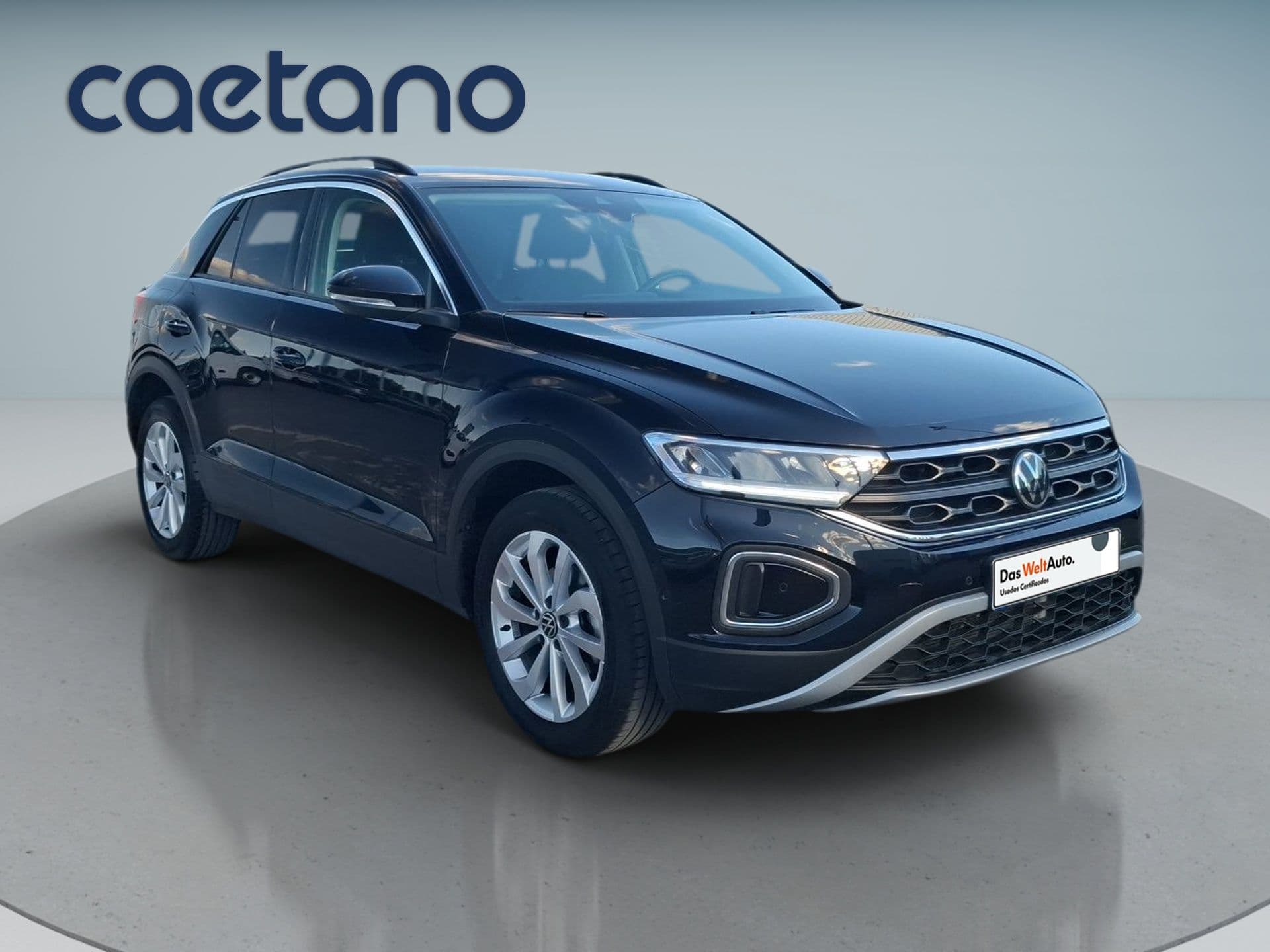 Volkswagen T-Roc - 10