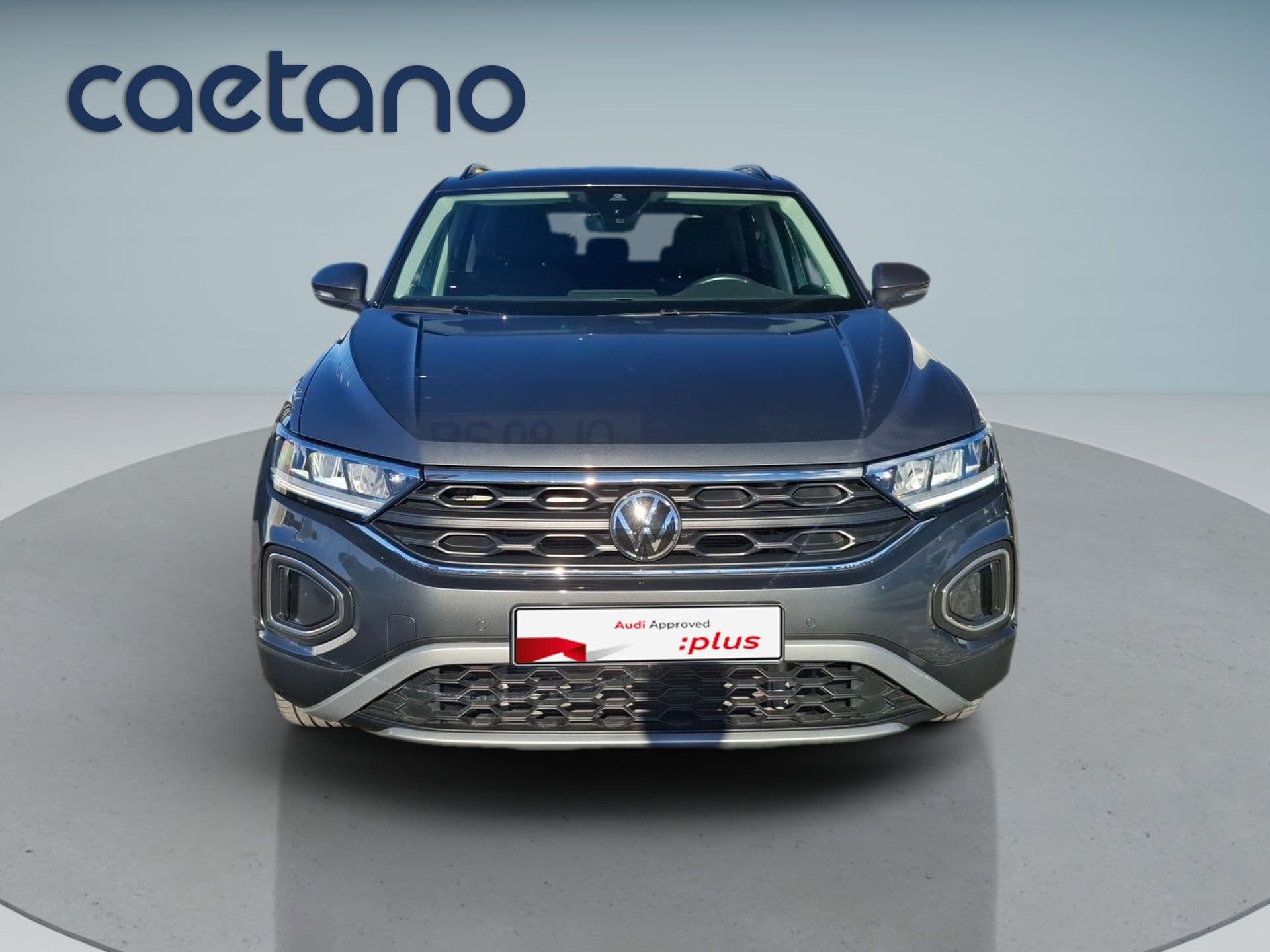 Volkswagen T-Roc - 3