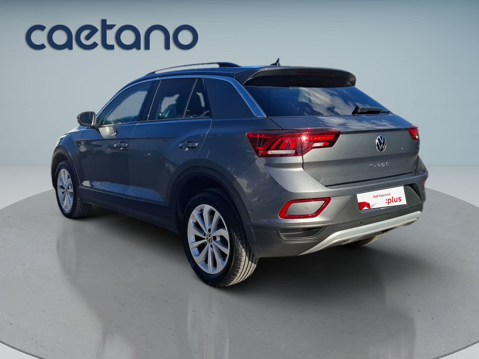 Volkswagen T-Roc - 6