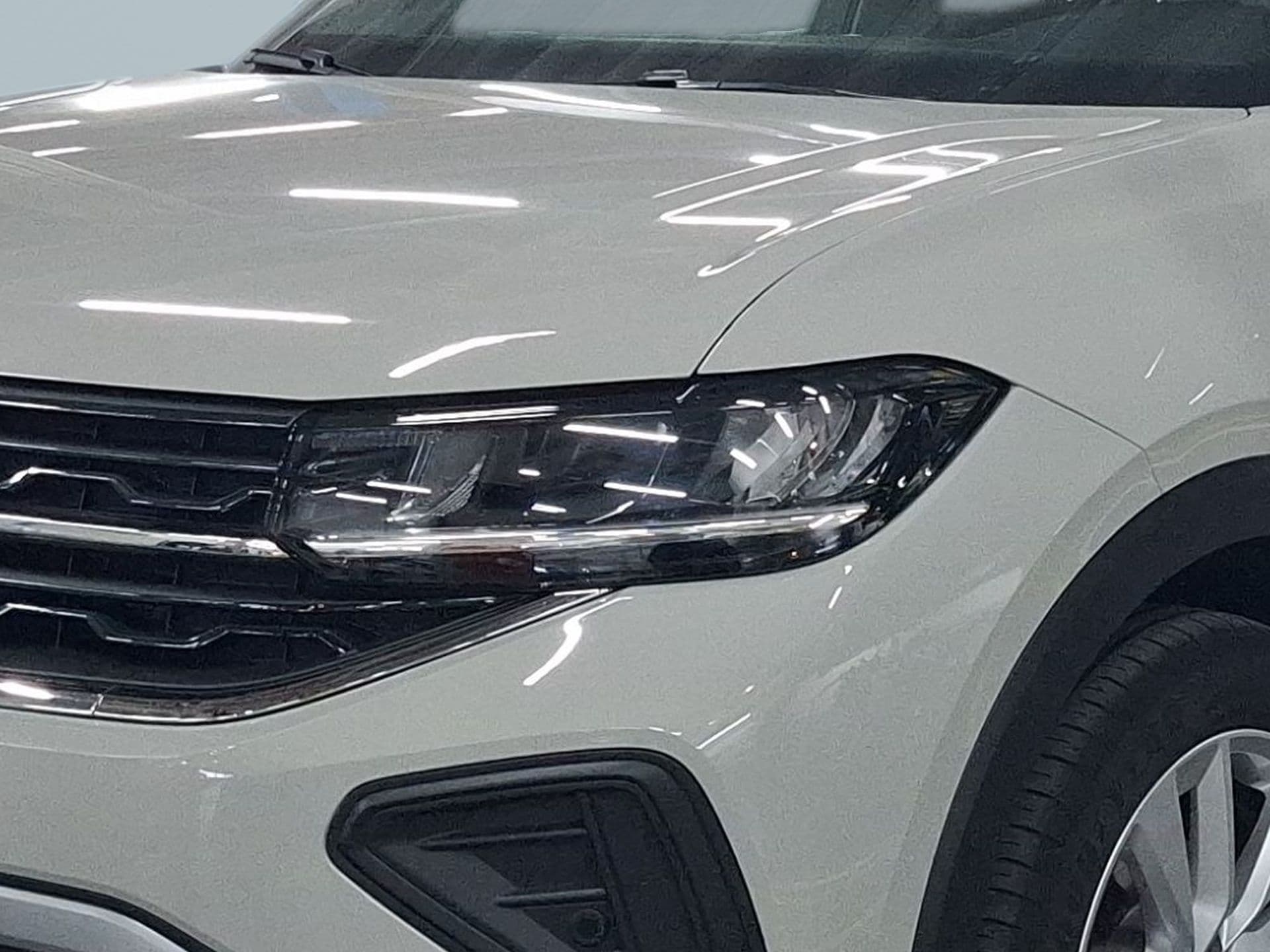 Volkswagen T-Cross - 5