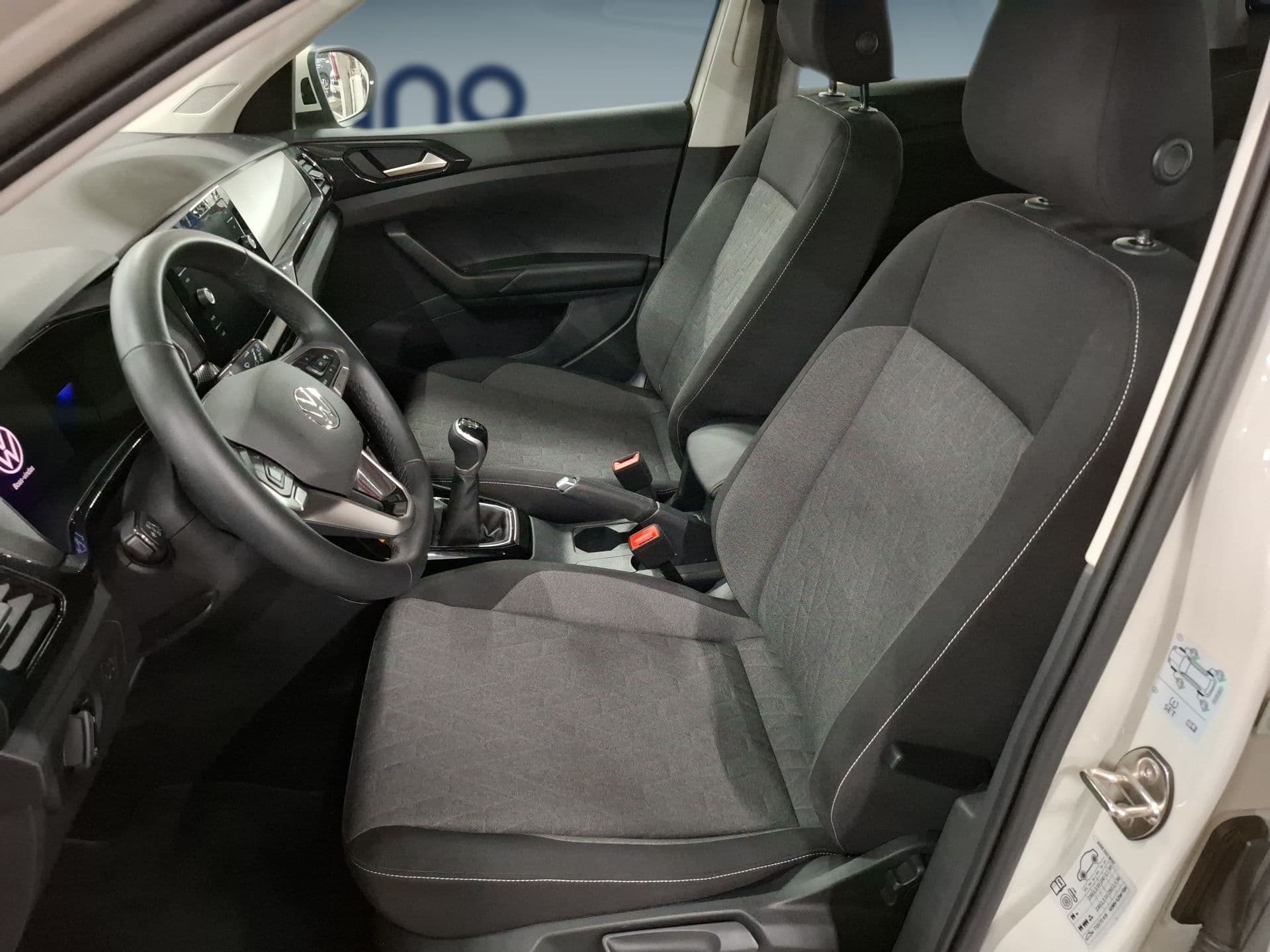 Volkswagen T-Cross - 9
