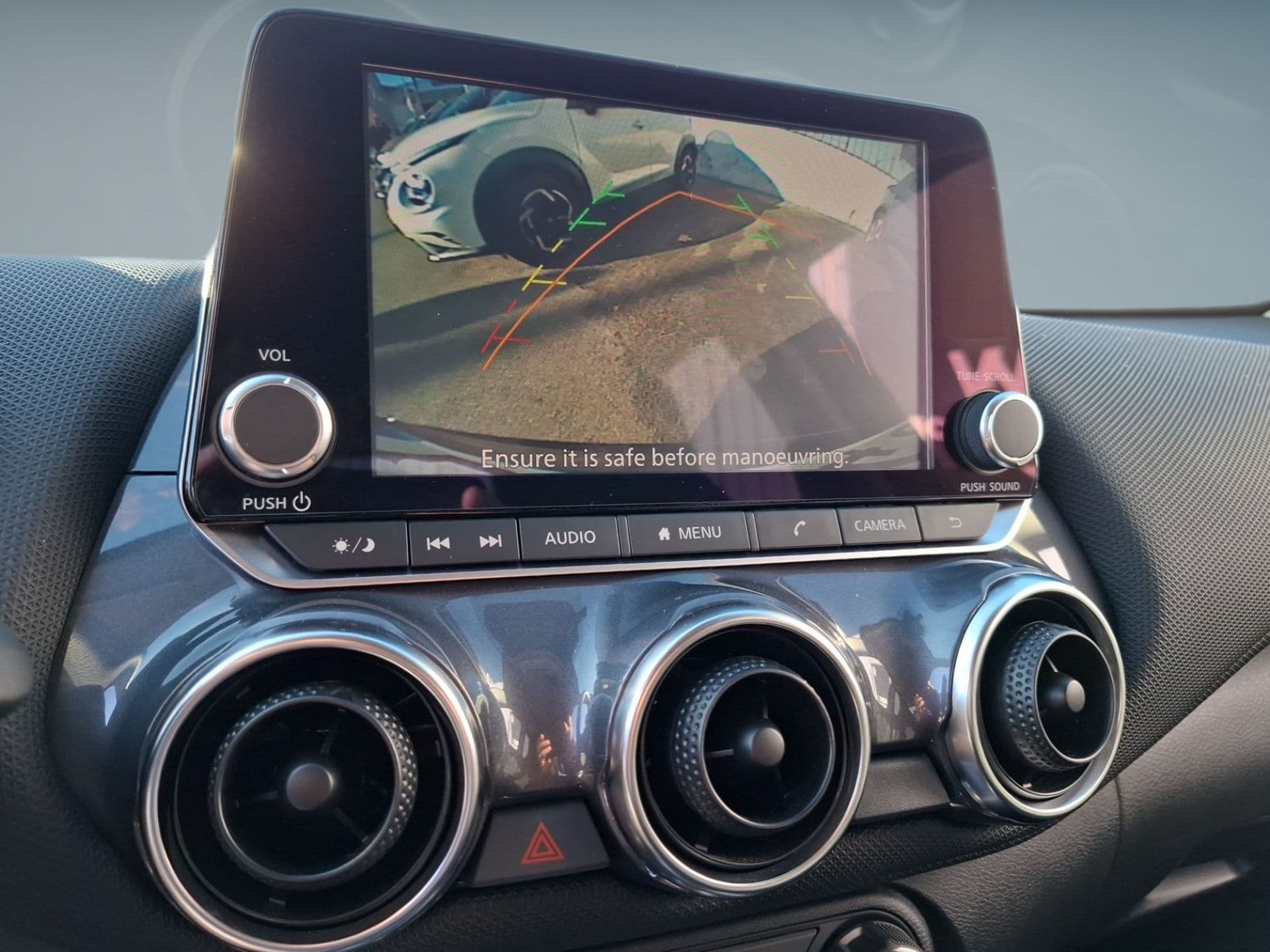 Nissan JUKE - 6