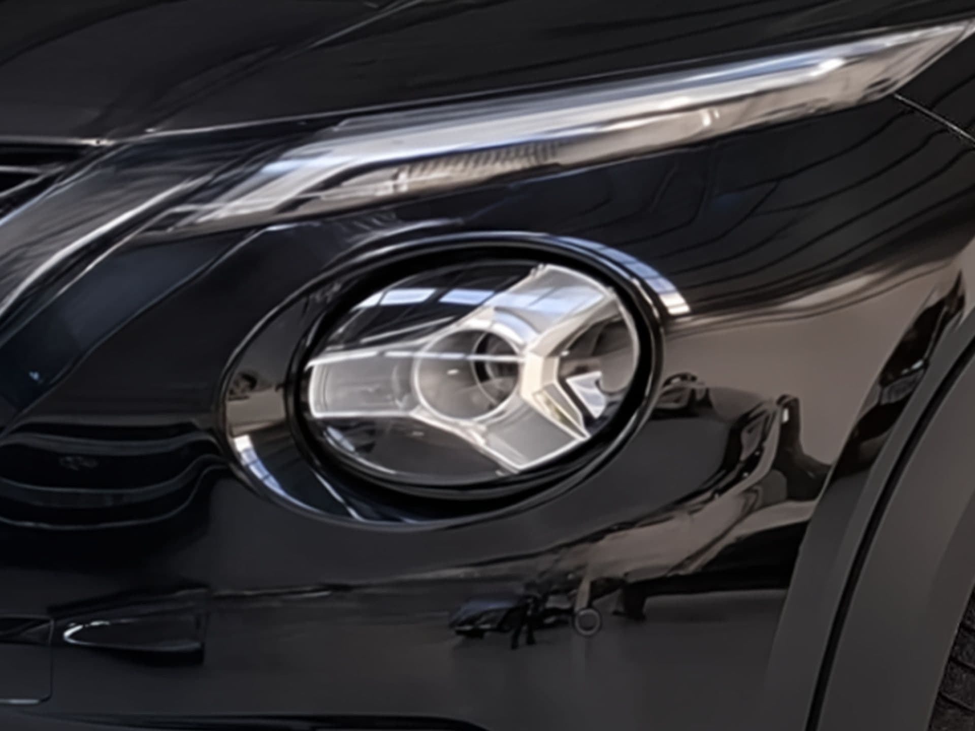 Nissan JUKE - 12