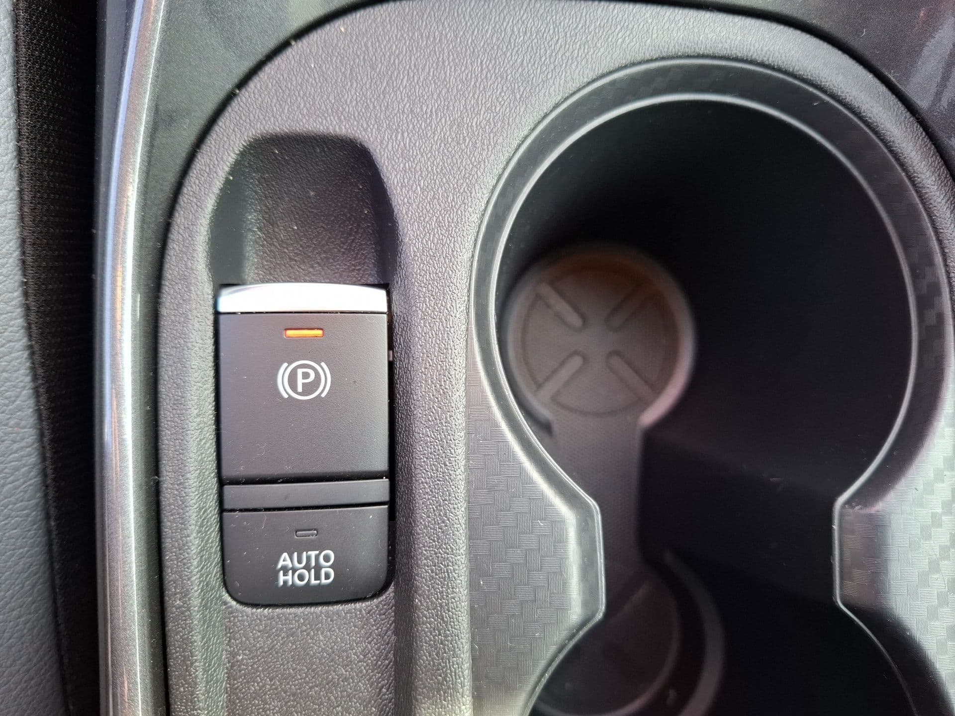 Nissan JUKE - 12