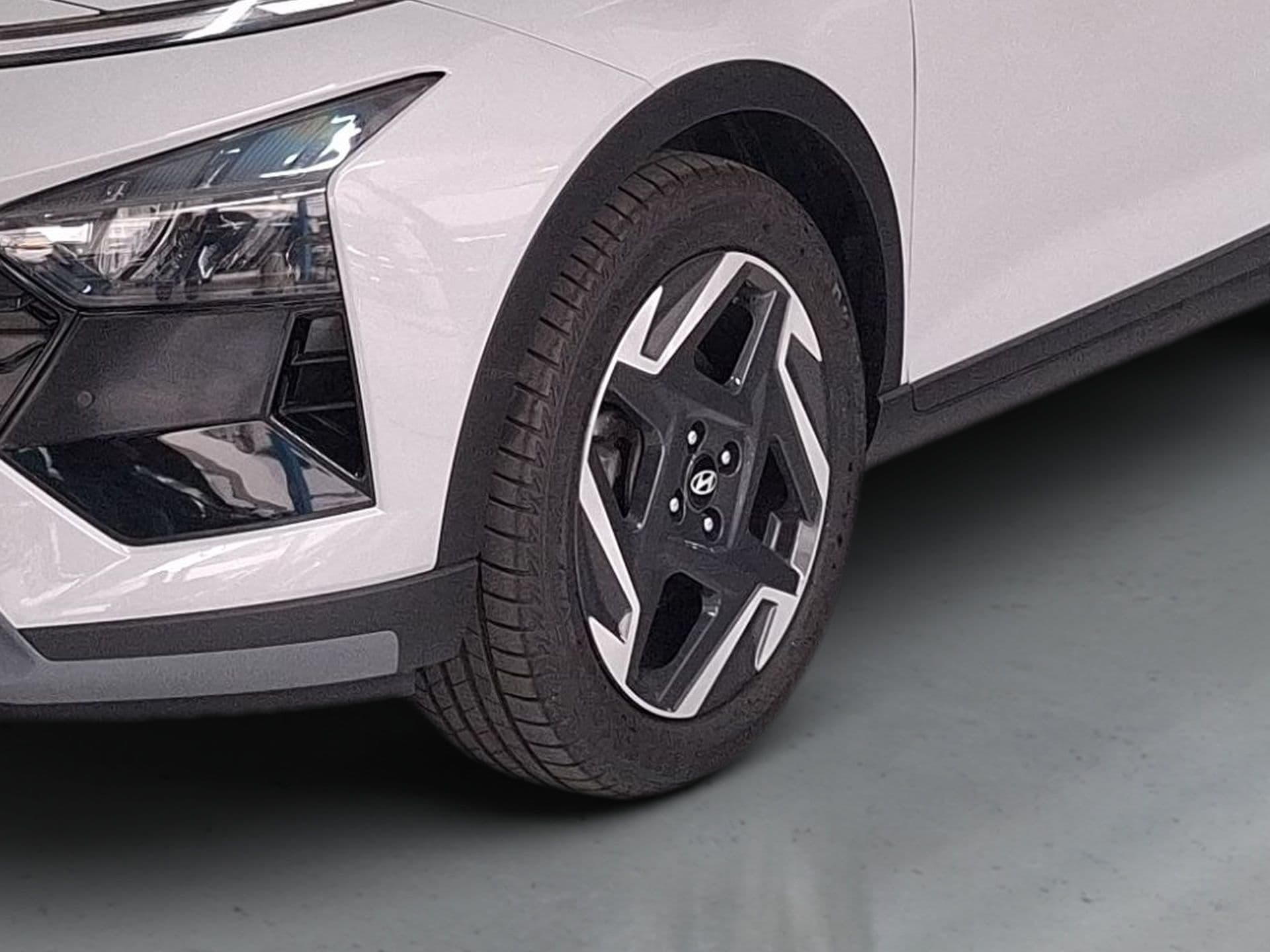 Hyundai Bayon - 3