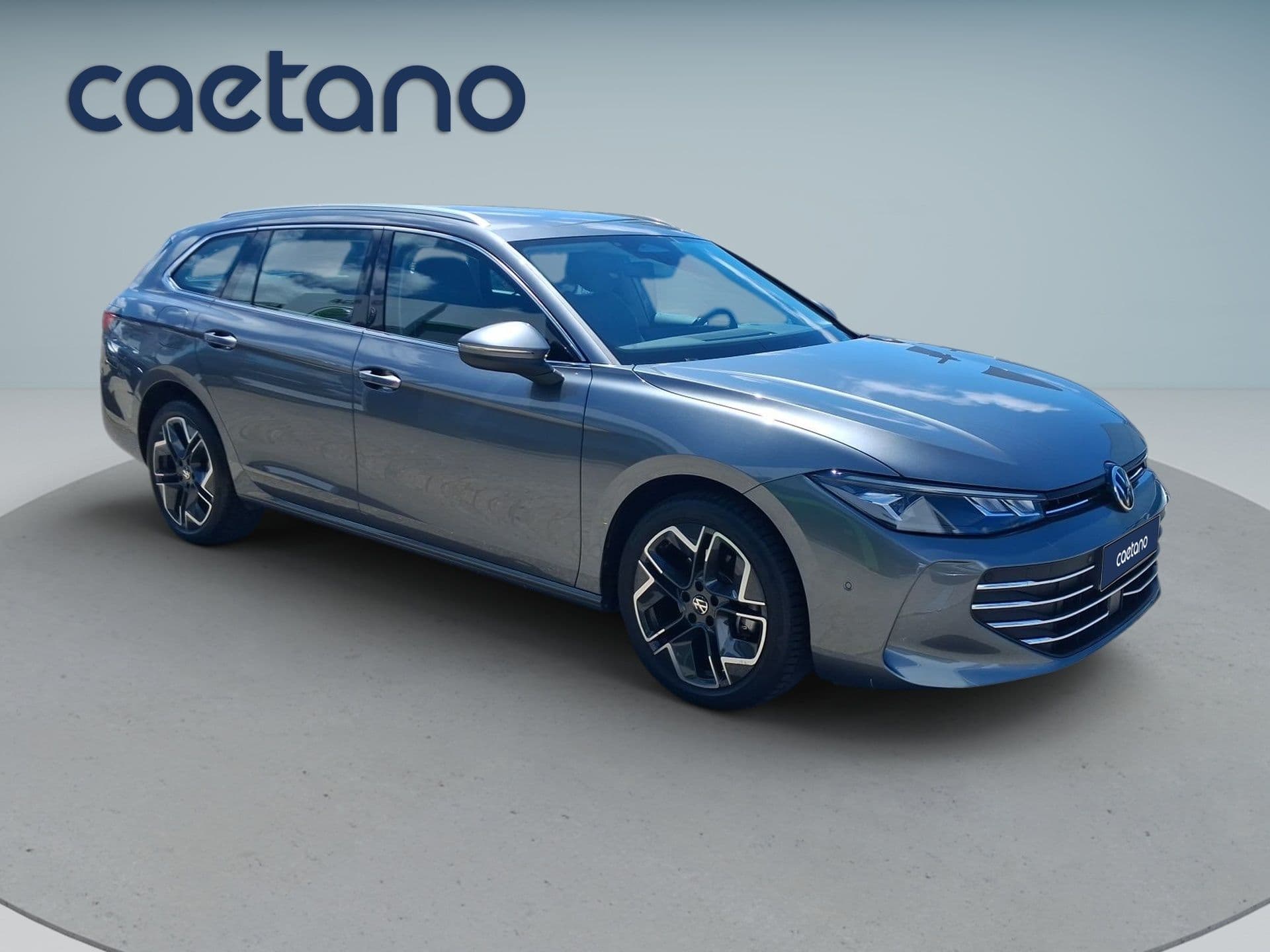 Volkswagen Passat - 6
