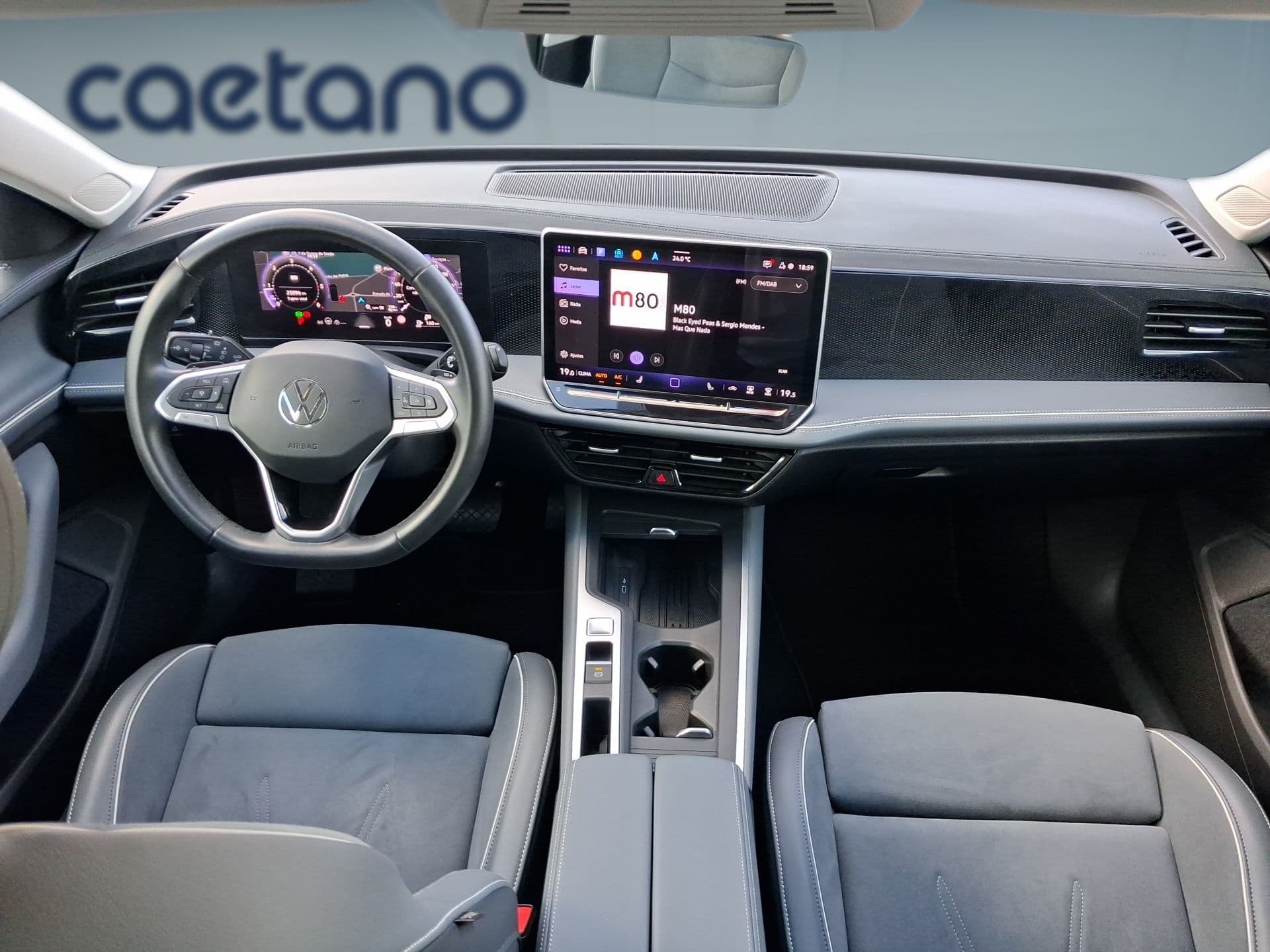 Volkswagen Passat - 8