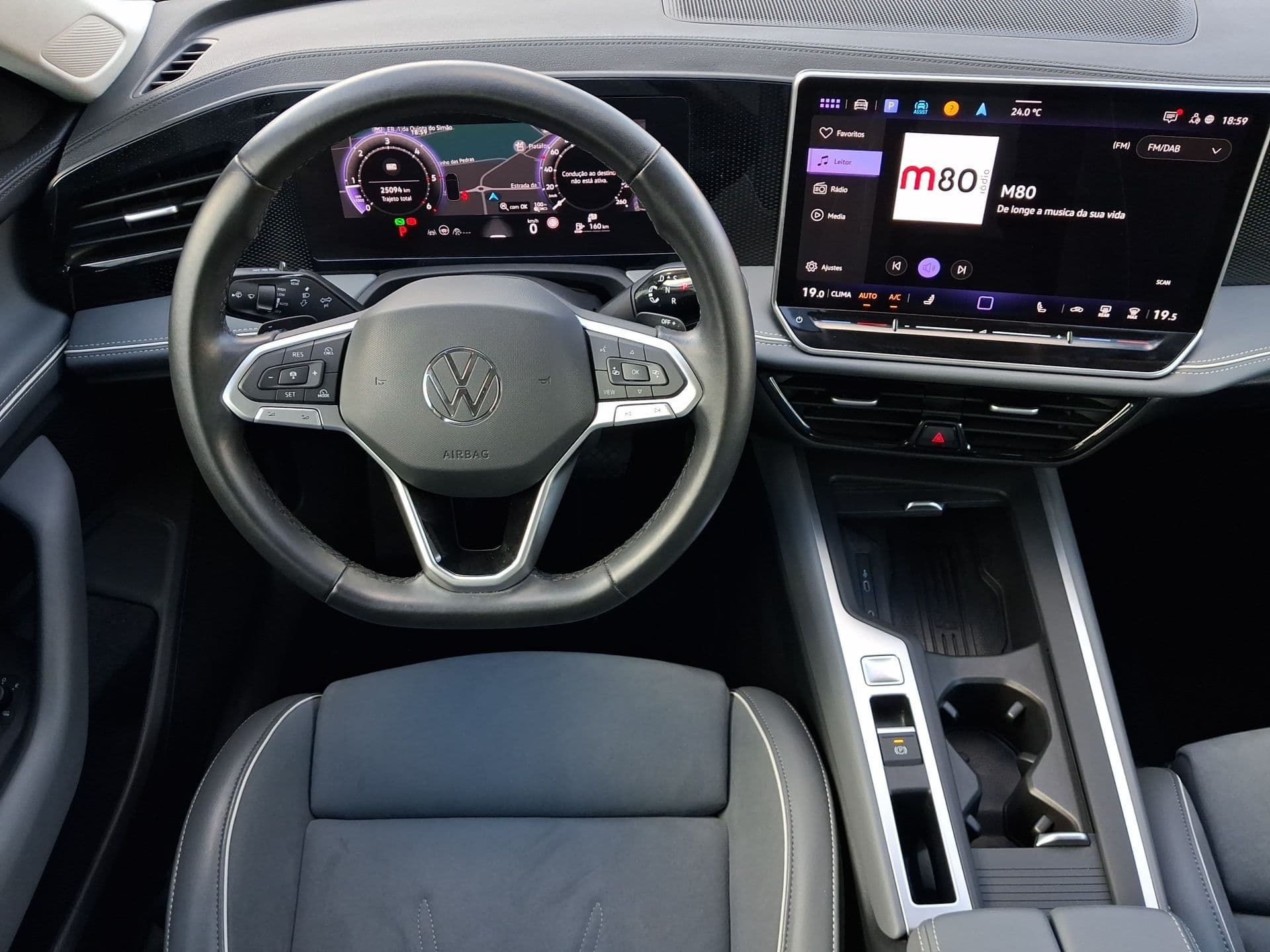 Volkswagen Passat - 9