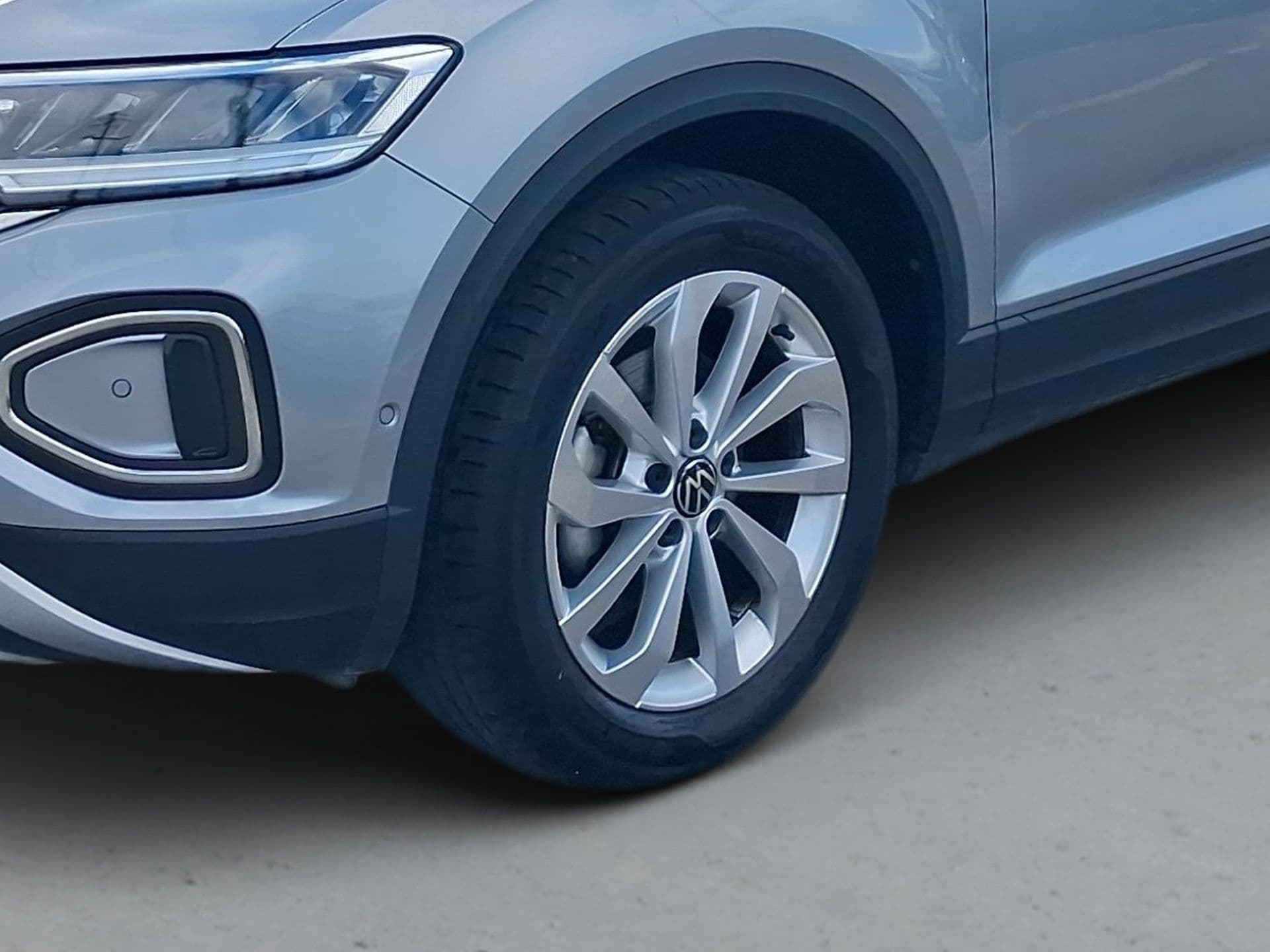 Volkswagen T-Roc - 5