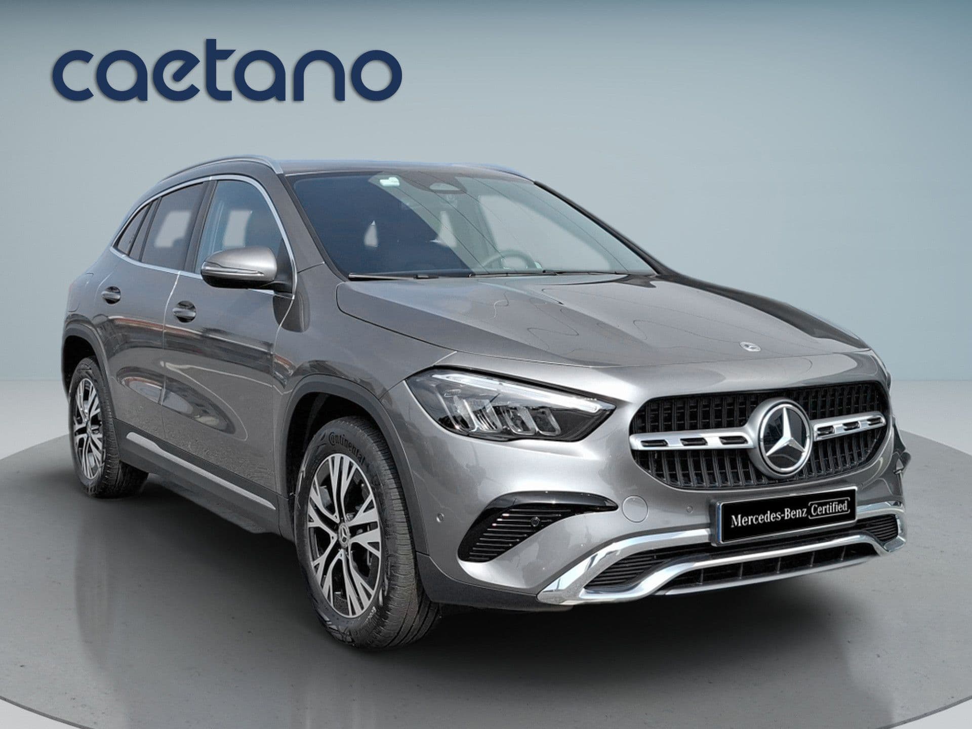 Mercedes-Benz GLA - 10