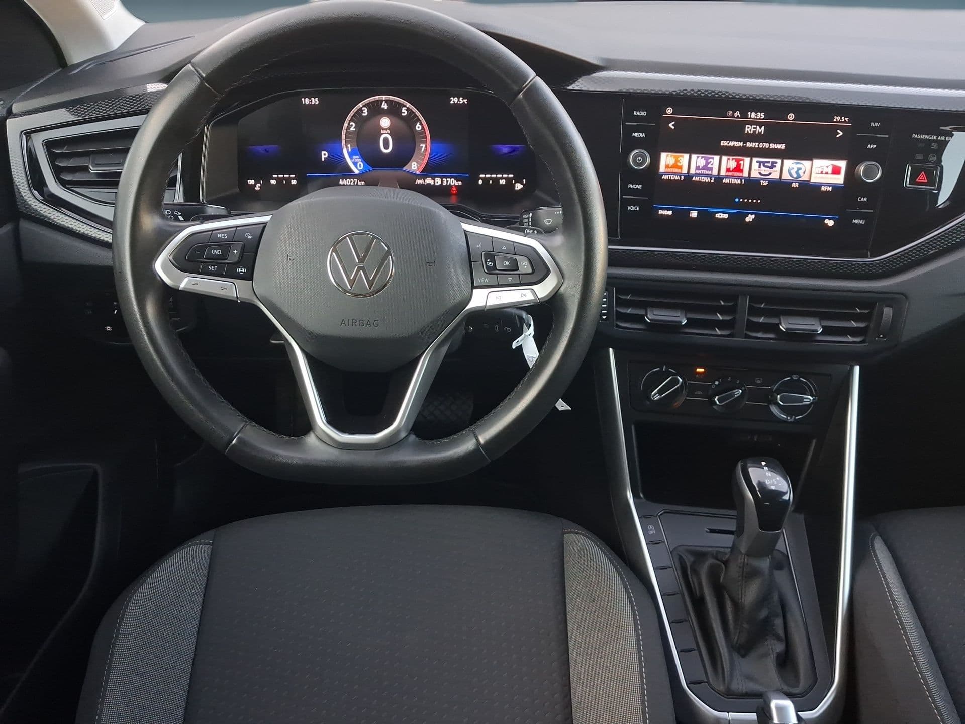 Volkswagen Polo - 9