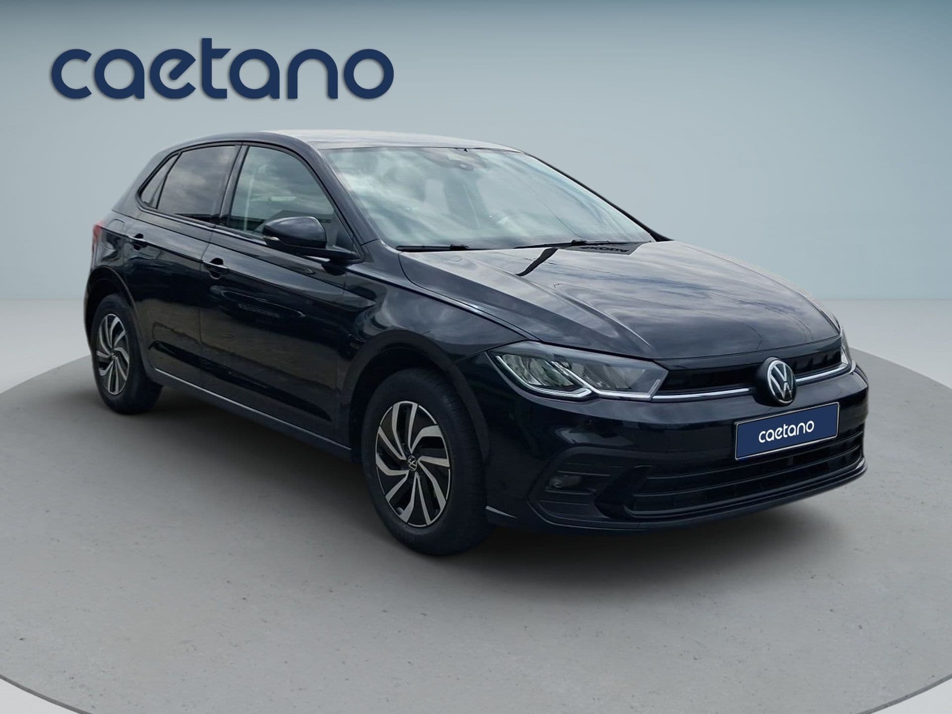 Volkswagen Polo - 8