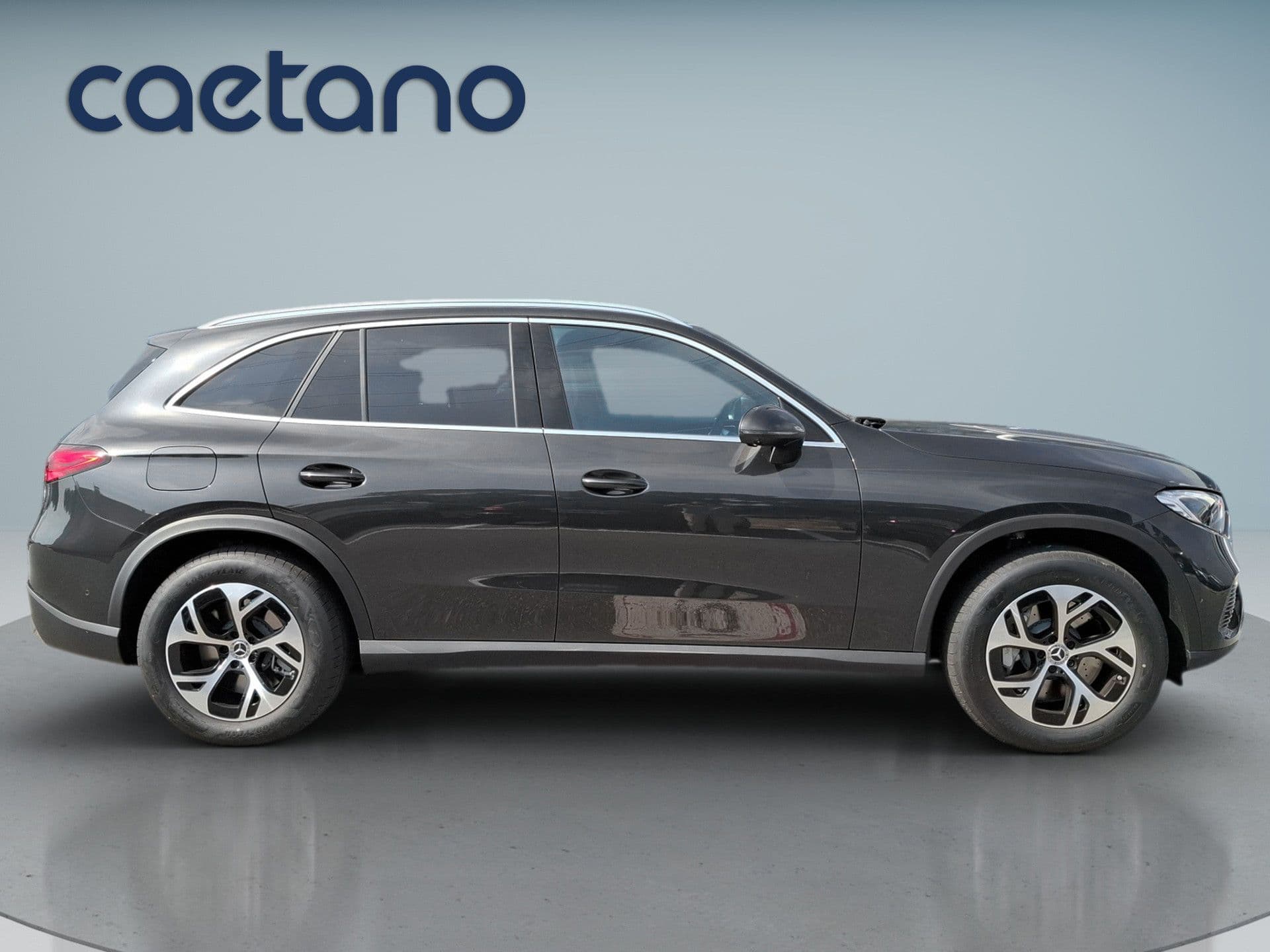 Mercedes-Benz GLC - 9