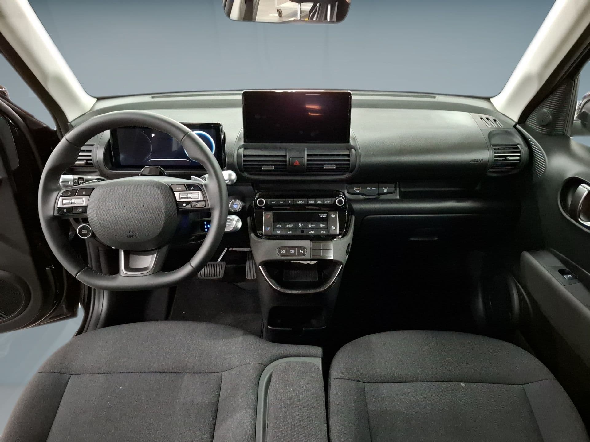 Hyundai Inster - 12