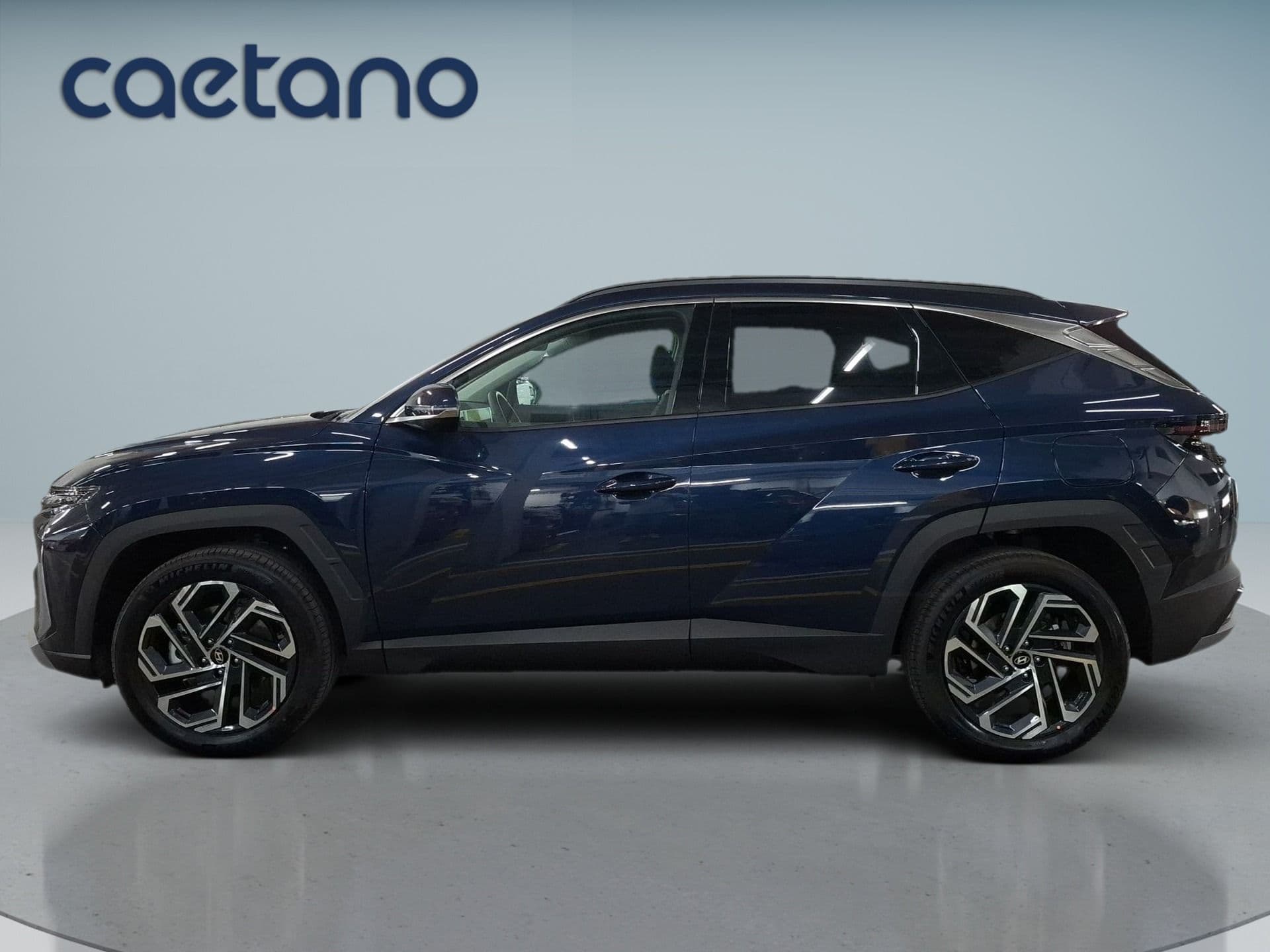 Hyundai Tucson - 2