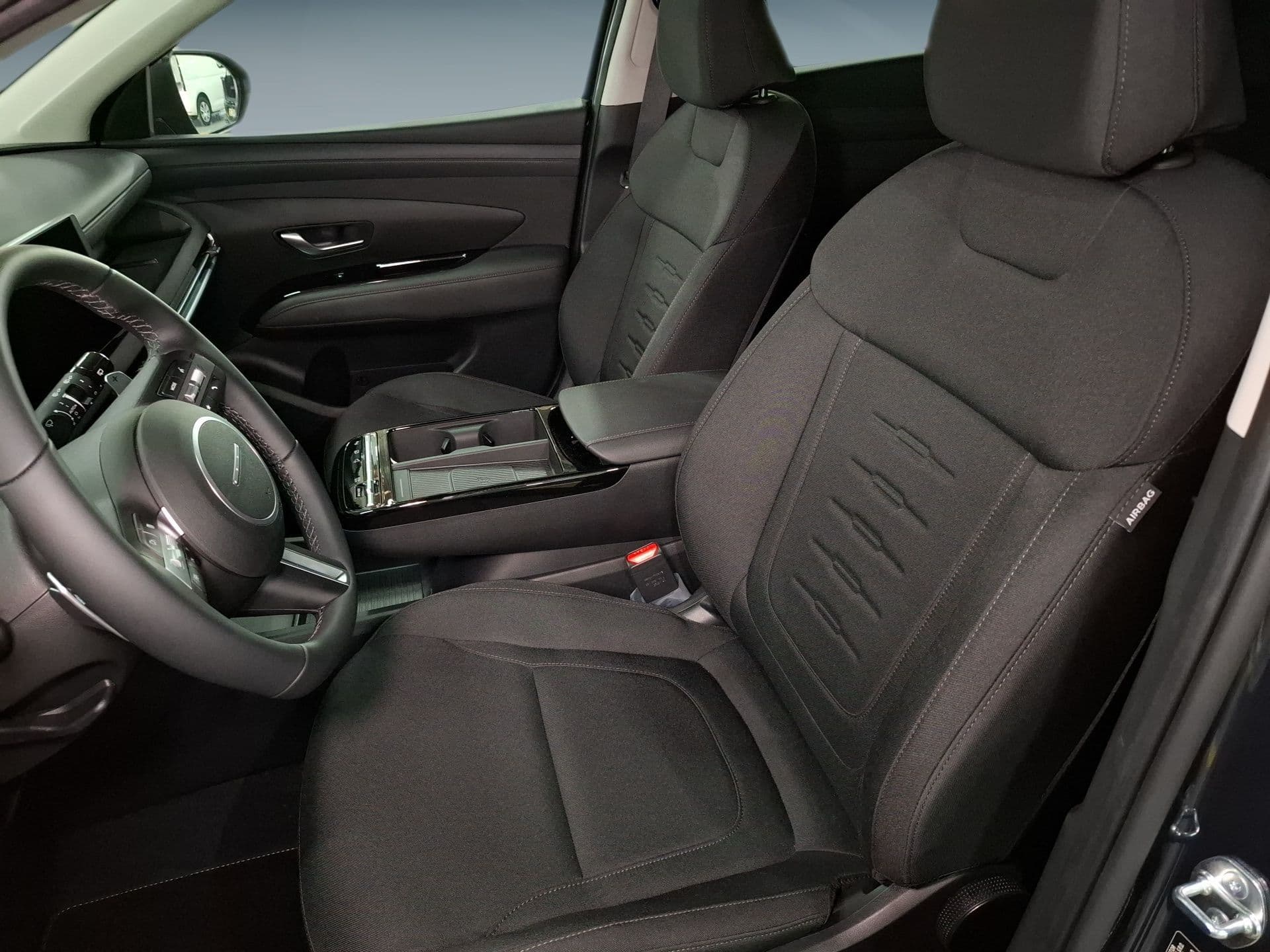 Hyundai Tucson - 11