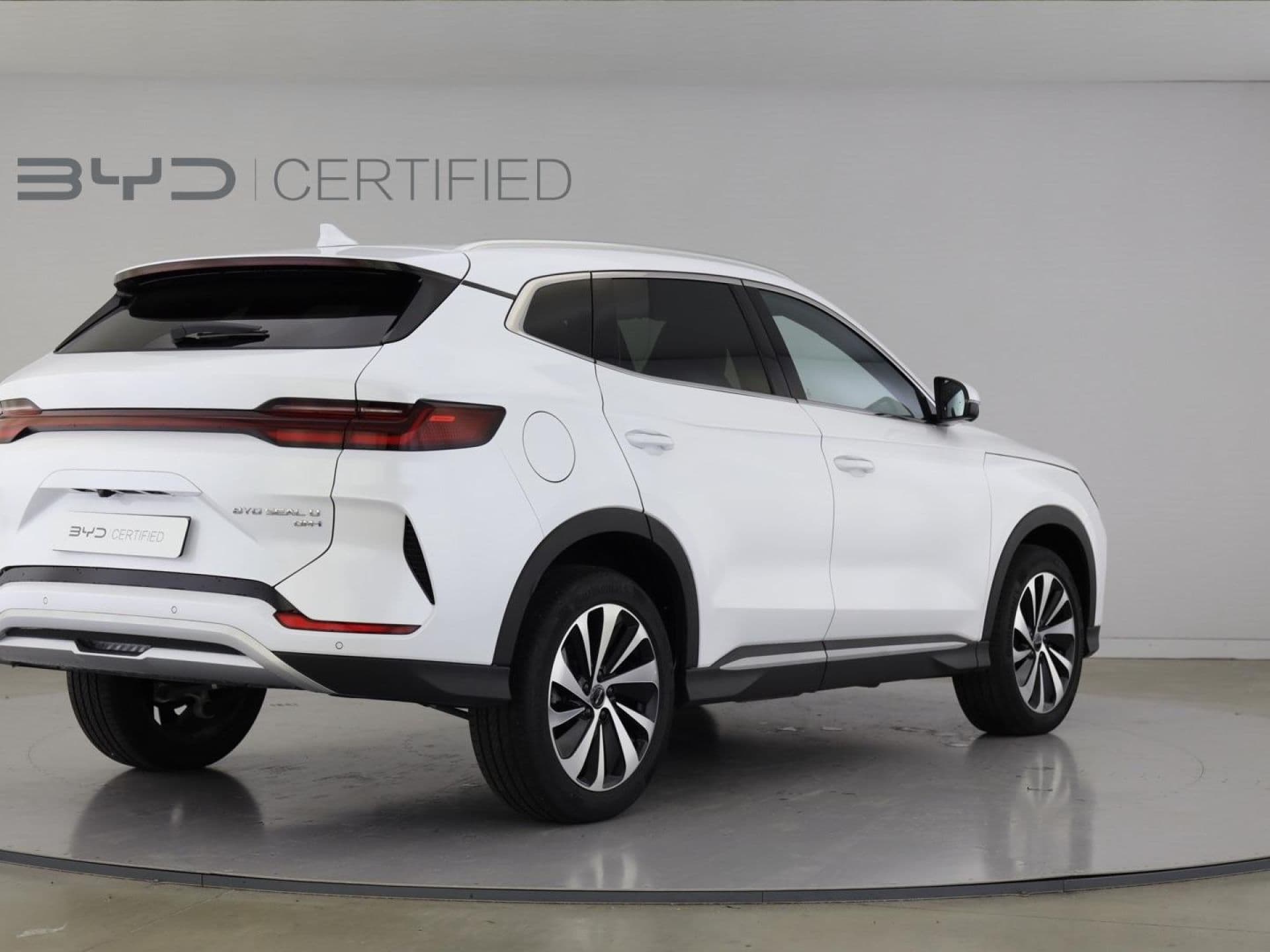 BYD SEAL U DM-I - 9