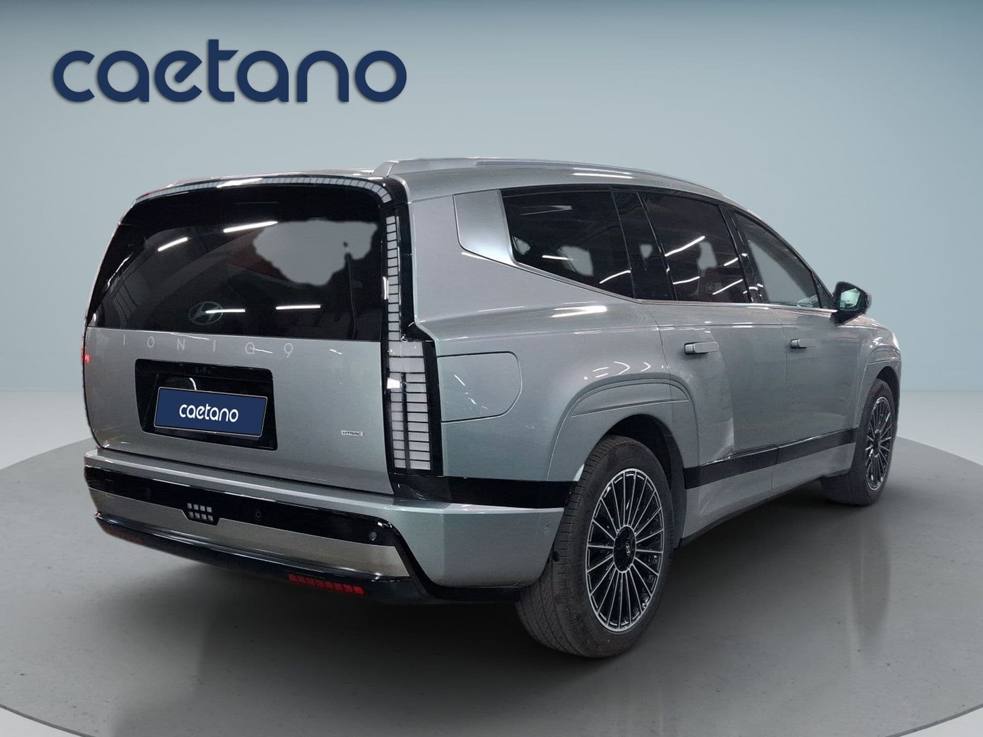 Hyundai IONIQ 9 - 7