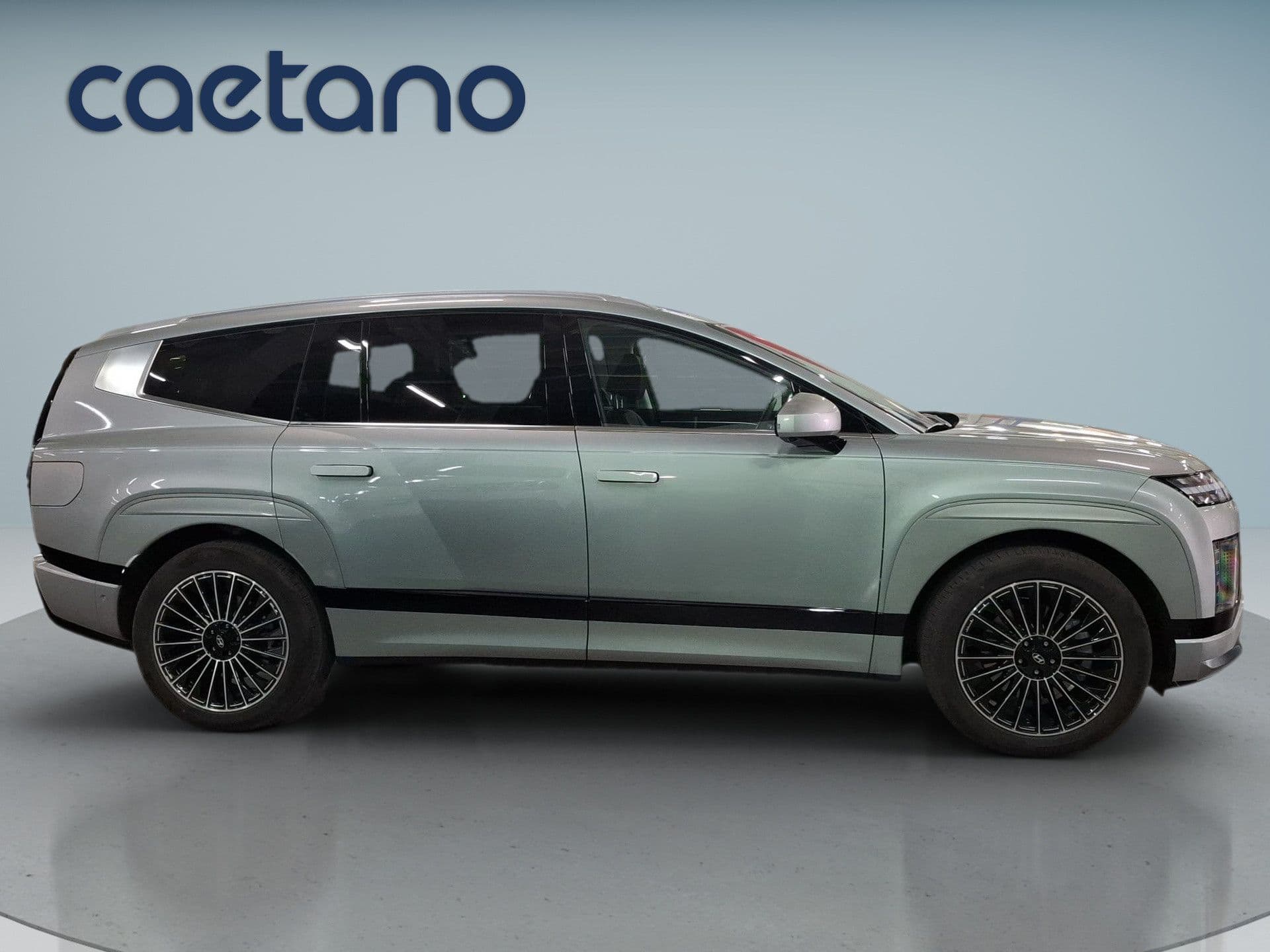 Hyundai IONIQ 9 - 8