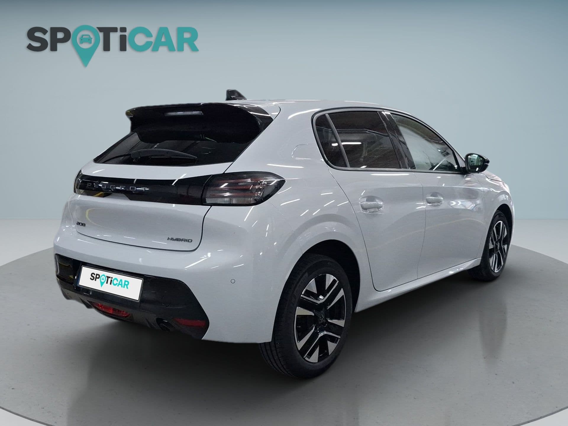 Peugeot 208 - 8