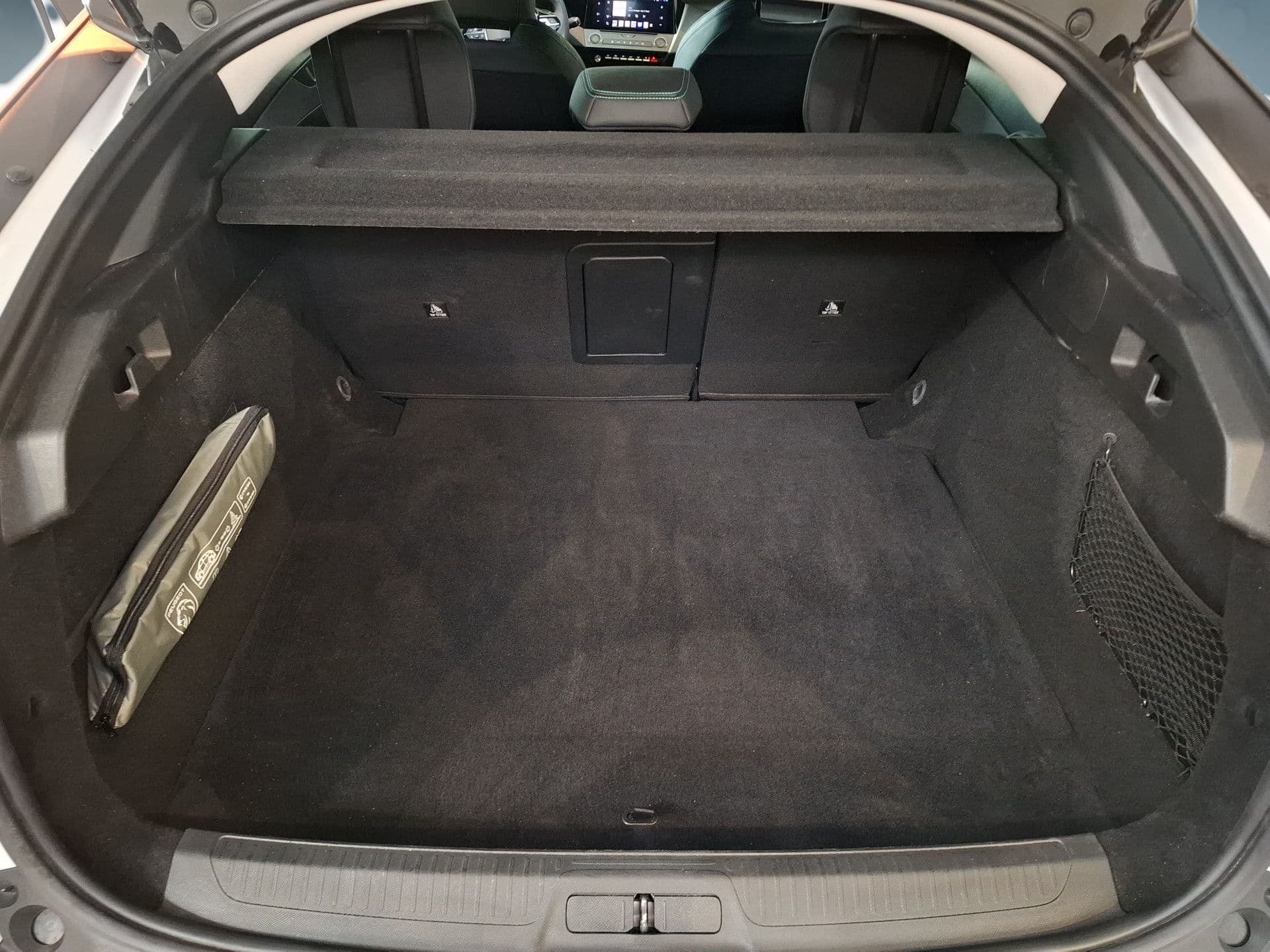 Peugeot 408 - 6