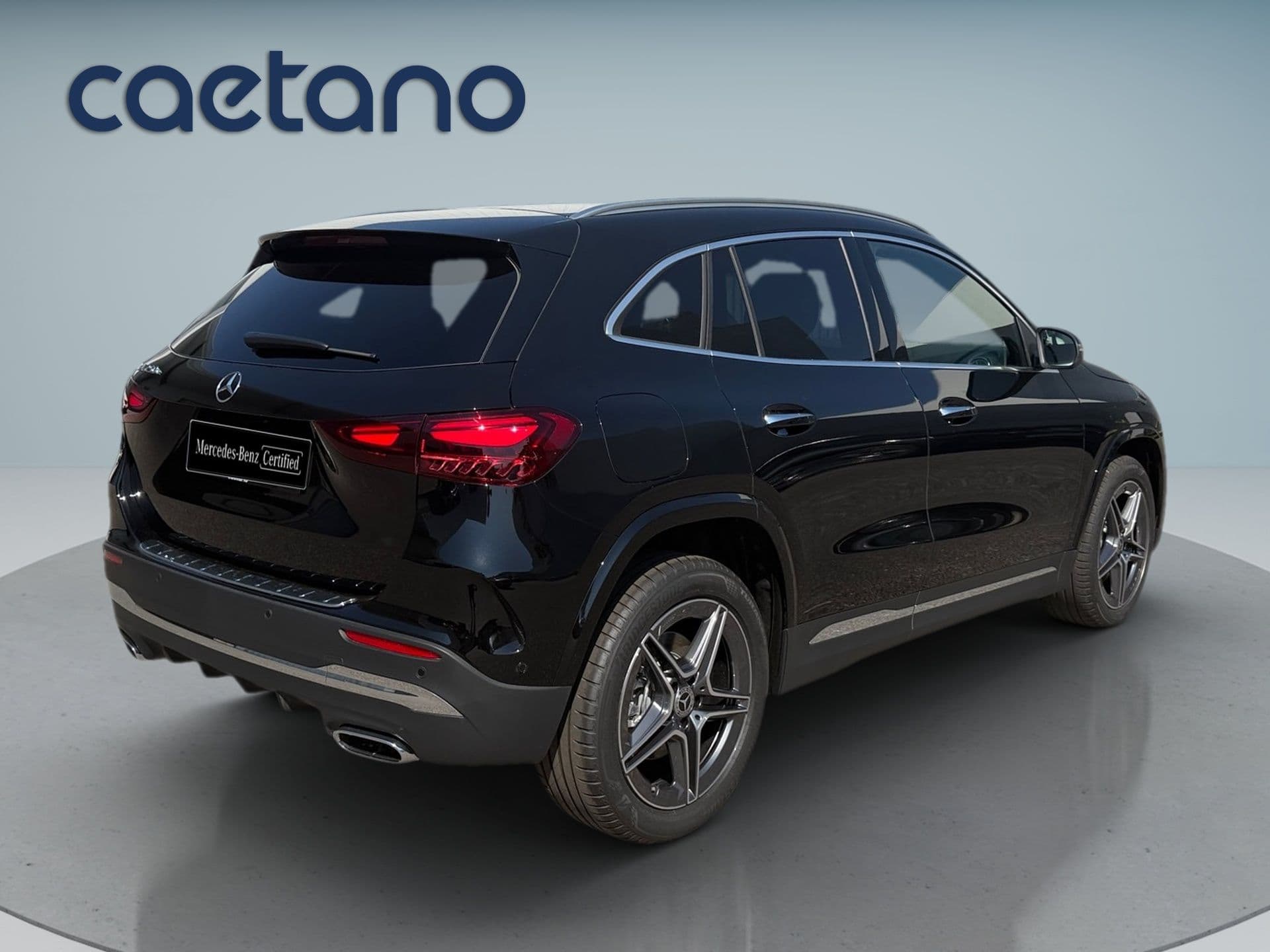 Mercedes-Benz GLA - 7