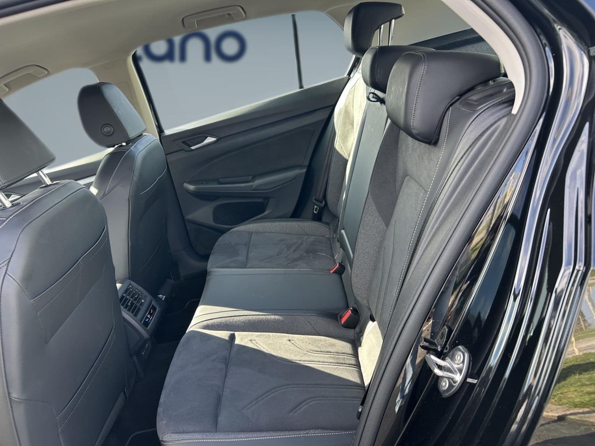 Volkswagen Golf - 5