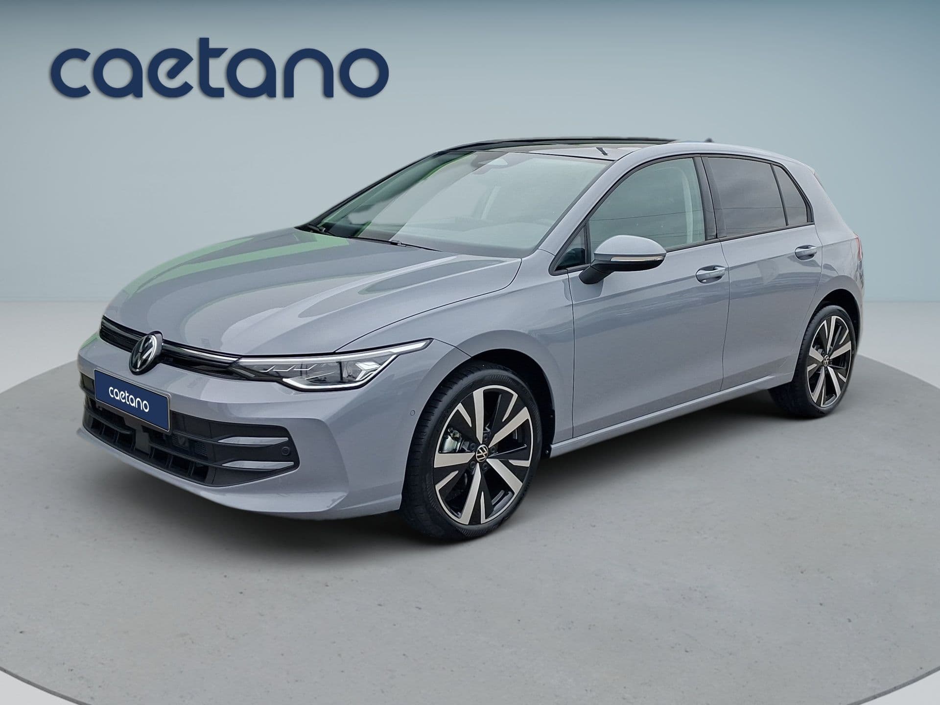 Volkswagen Golf - 2