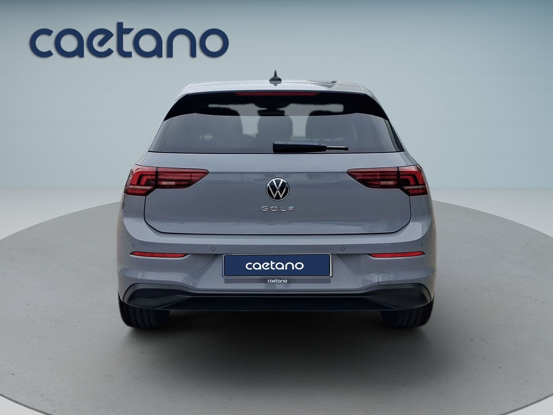 Volkswagen Golf - 6