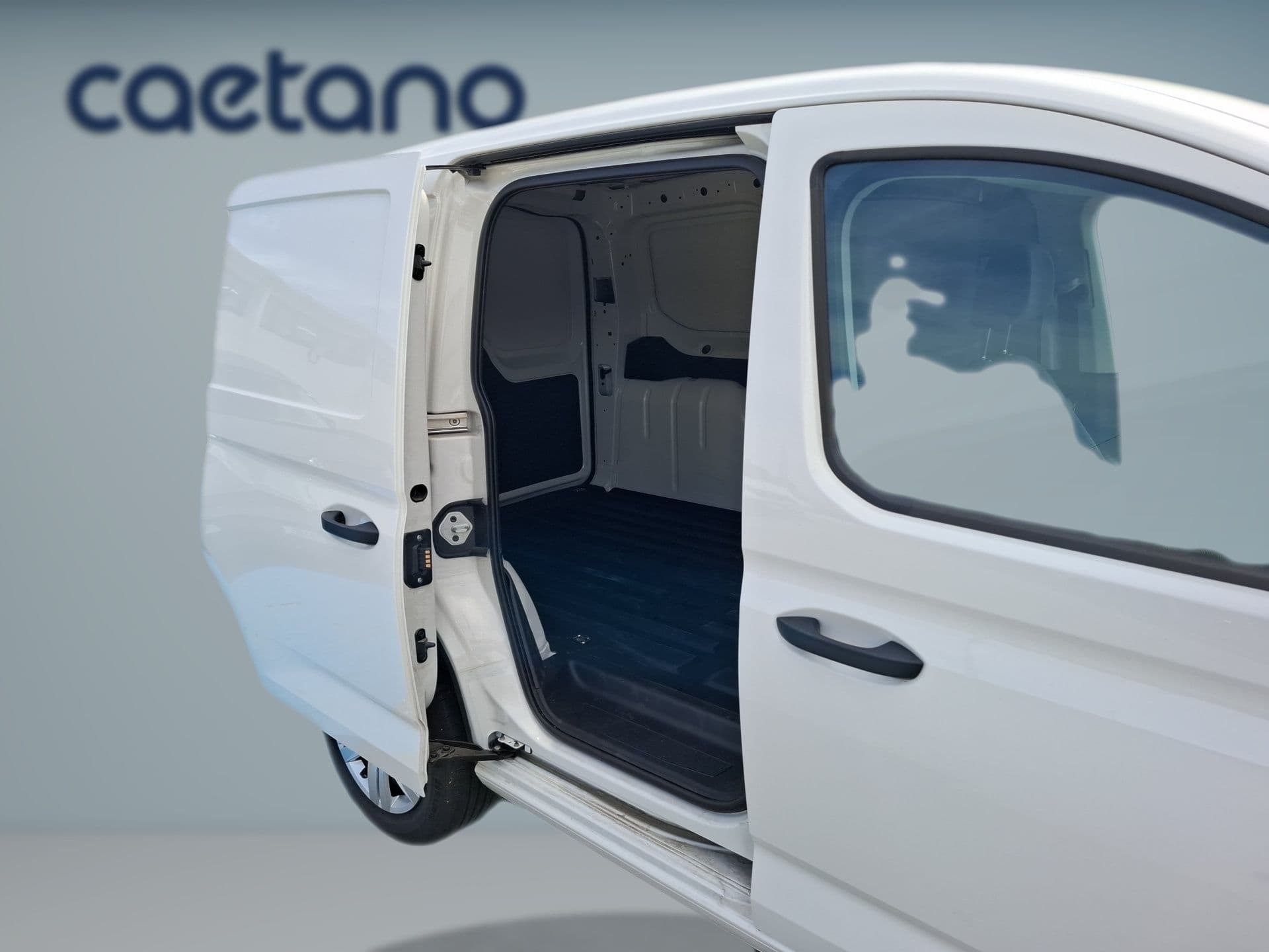 Volkswagen Caddy - 10
