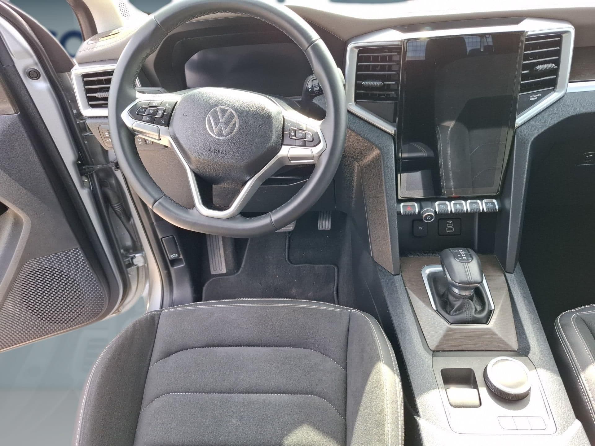 Volkswagen Amarok - 10