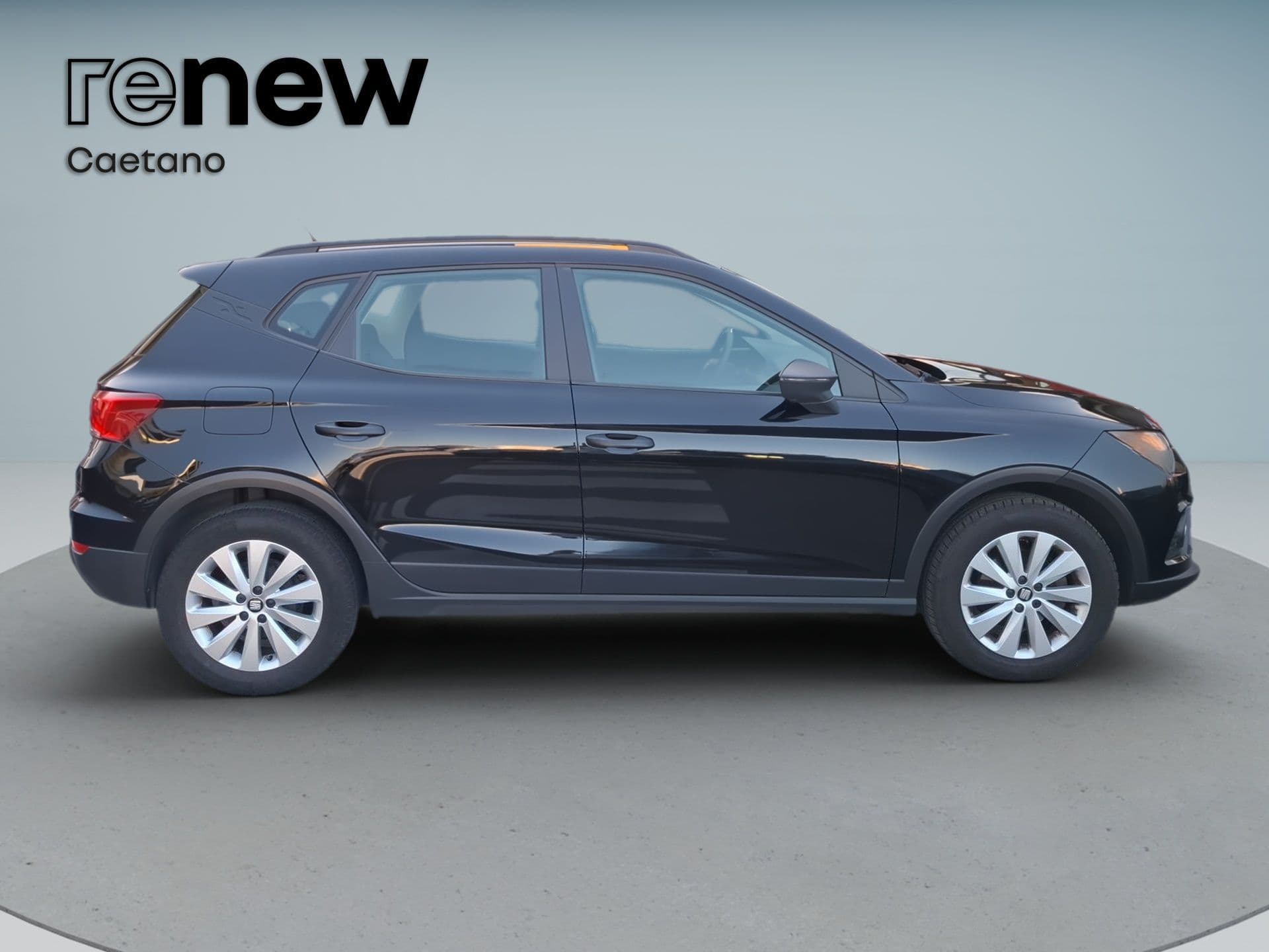 SEAT Arona - 9