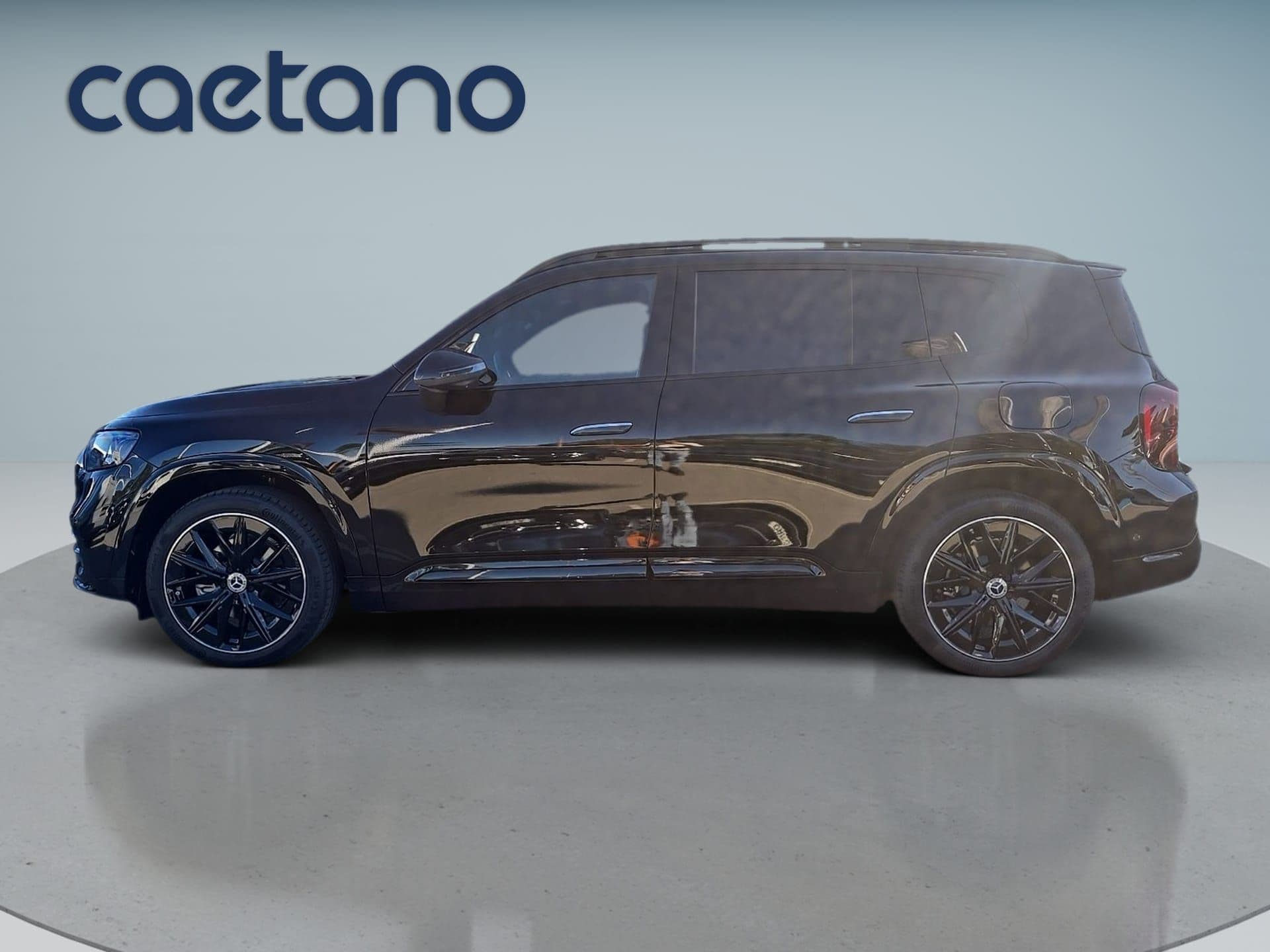 Mercedes-Benz GLB - 8