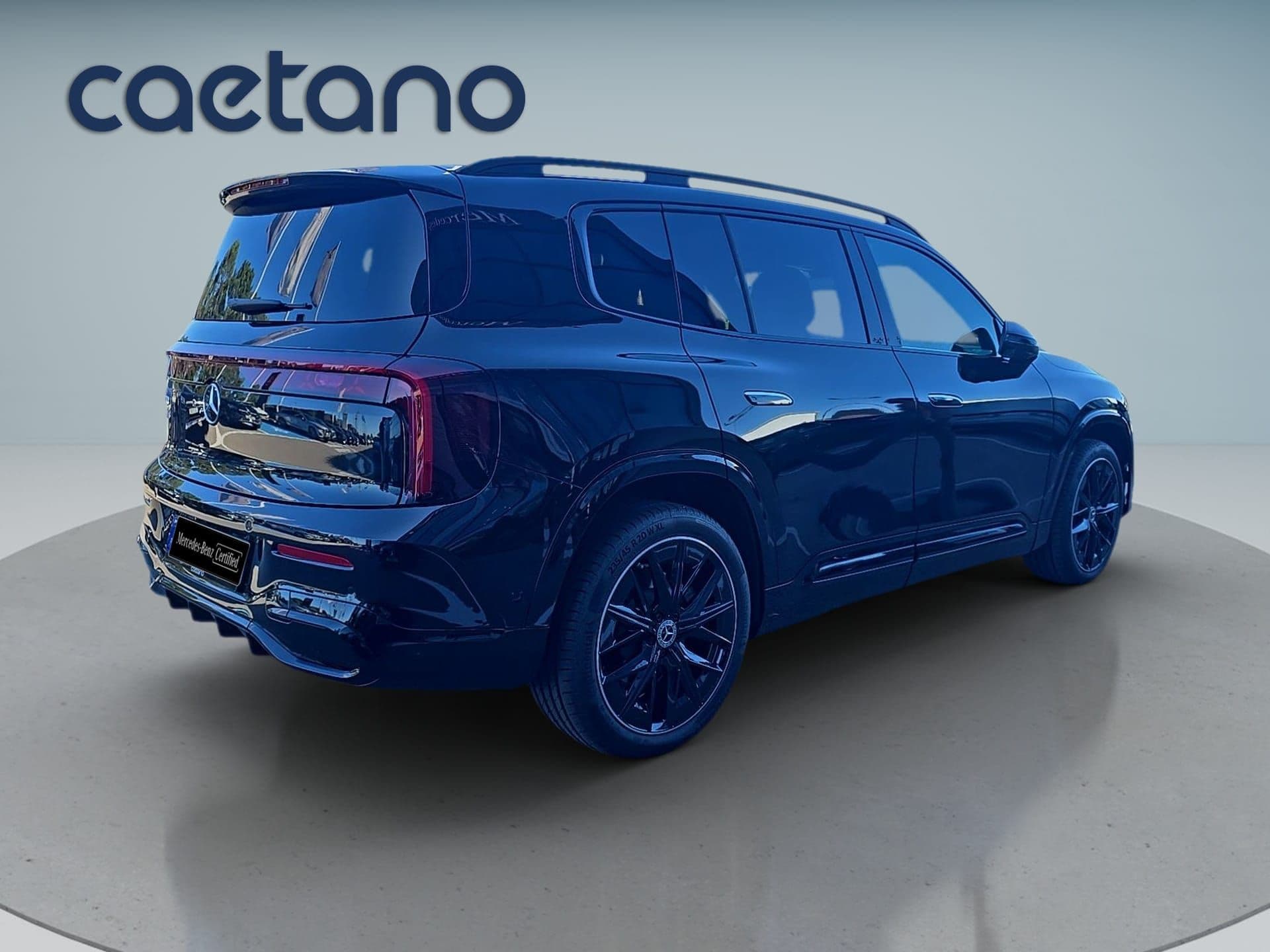 Mercedes-Benz GLB - 10