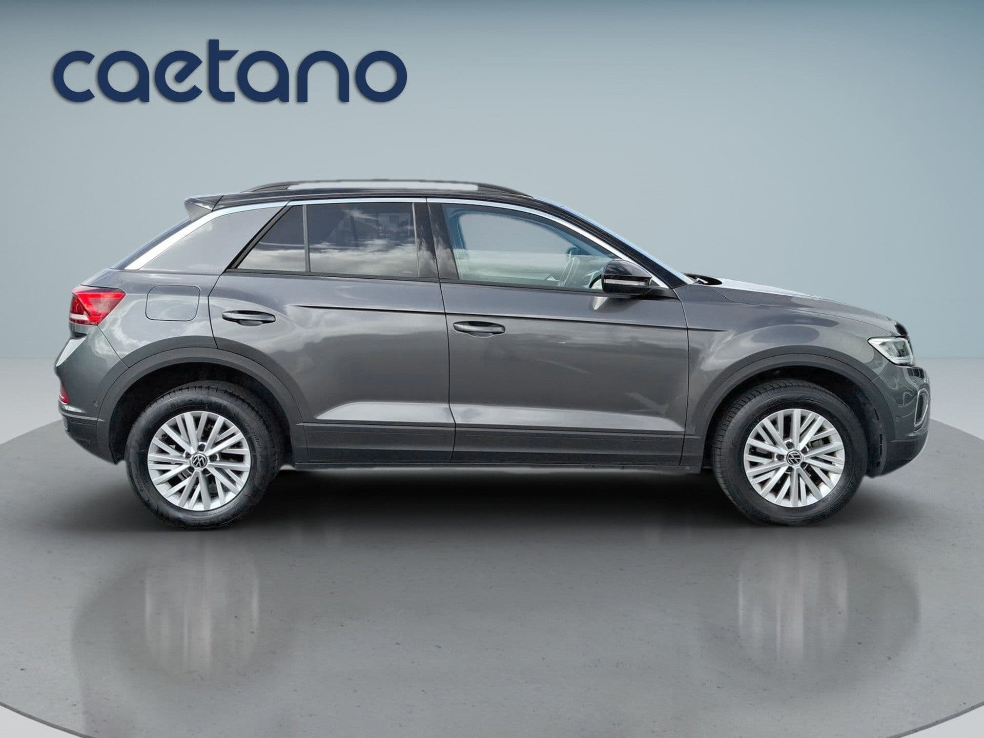Volkswagen T-Roc - 7