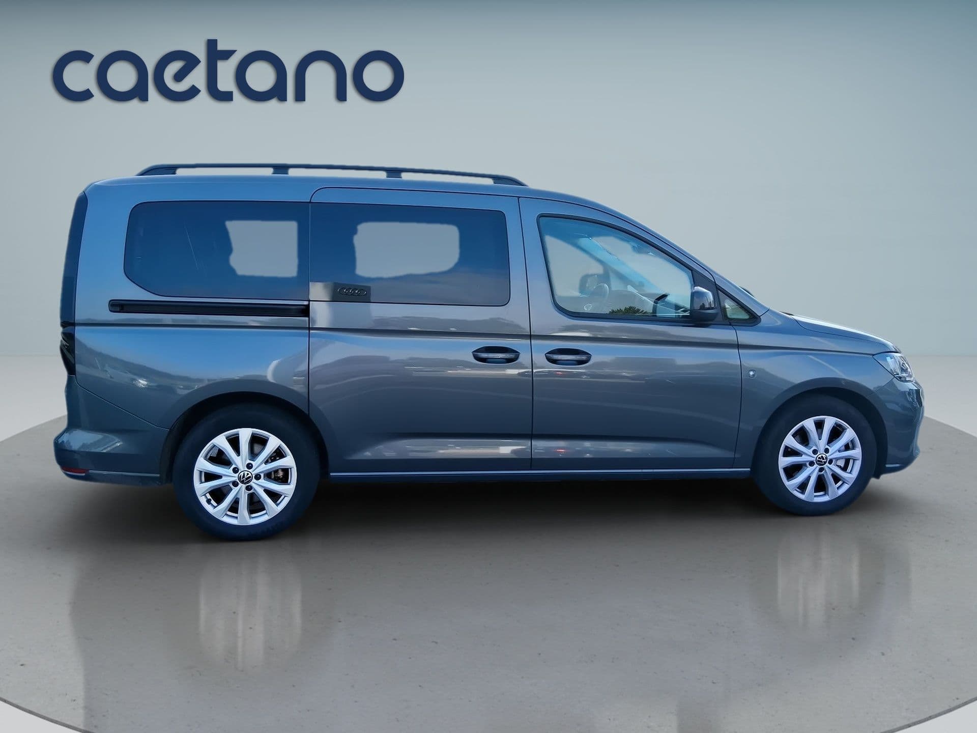 Volkswagen Caddy Maxi - 8