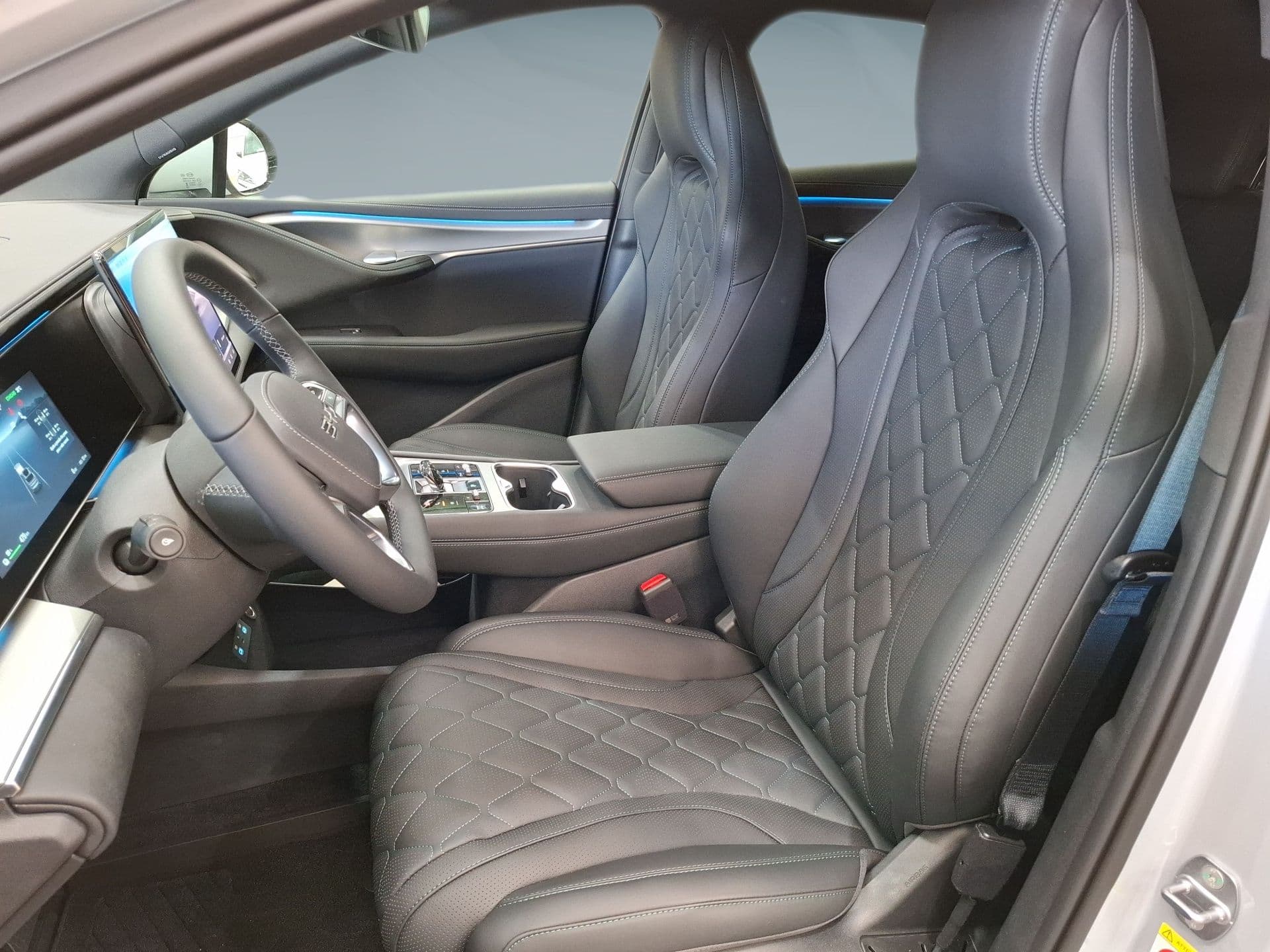 BYD SEALION 7 - 6