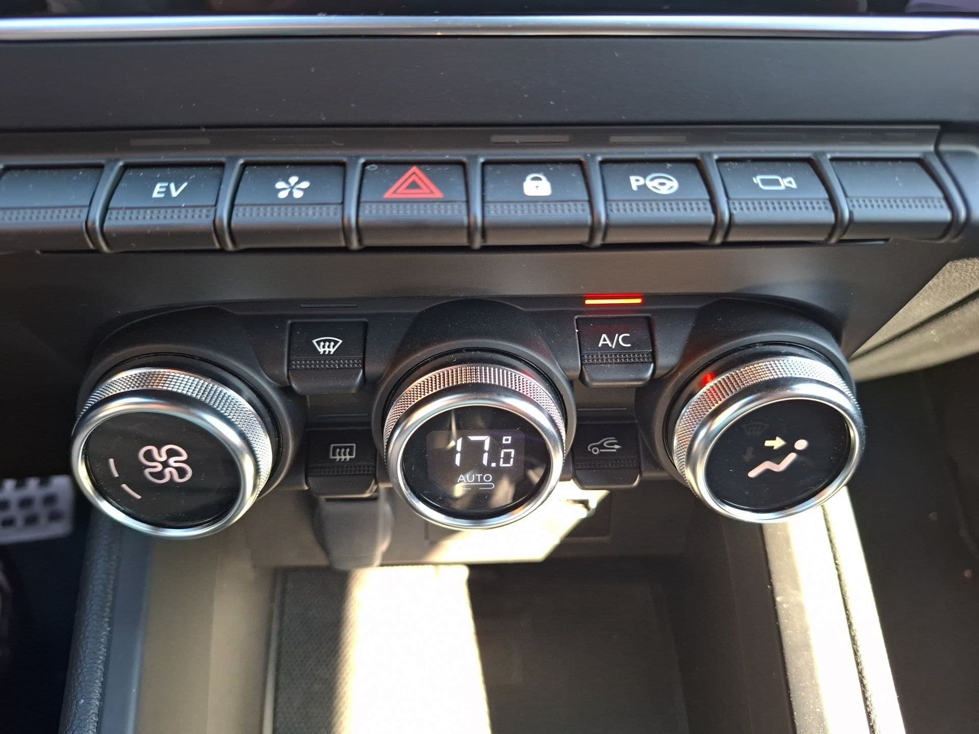 Renault Clio - 11