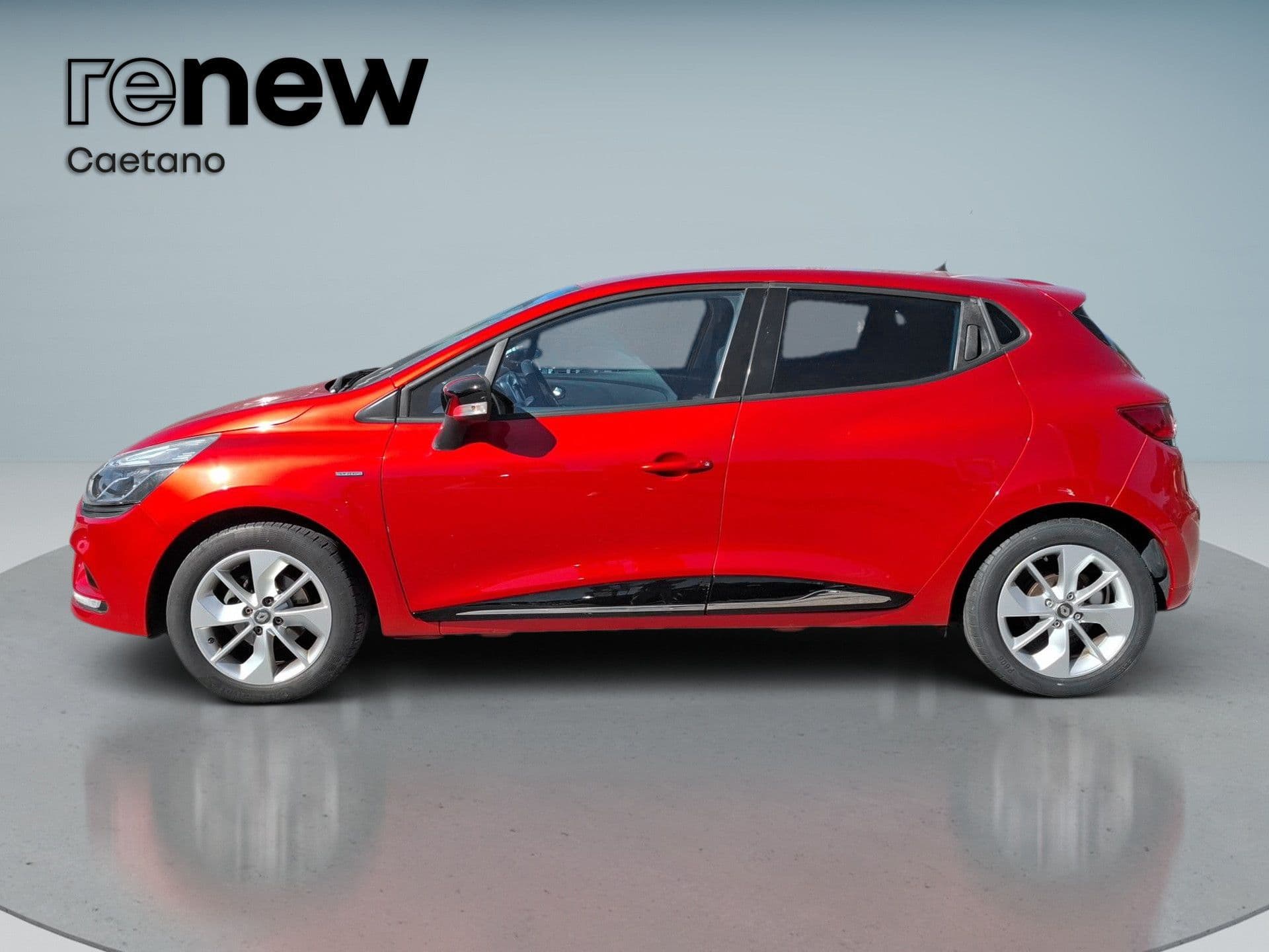 Renault Clio - 2