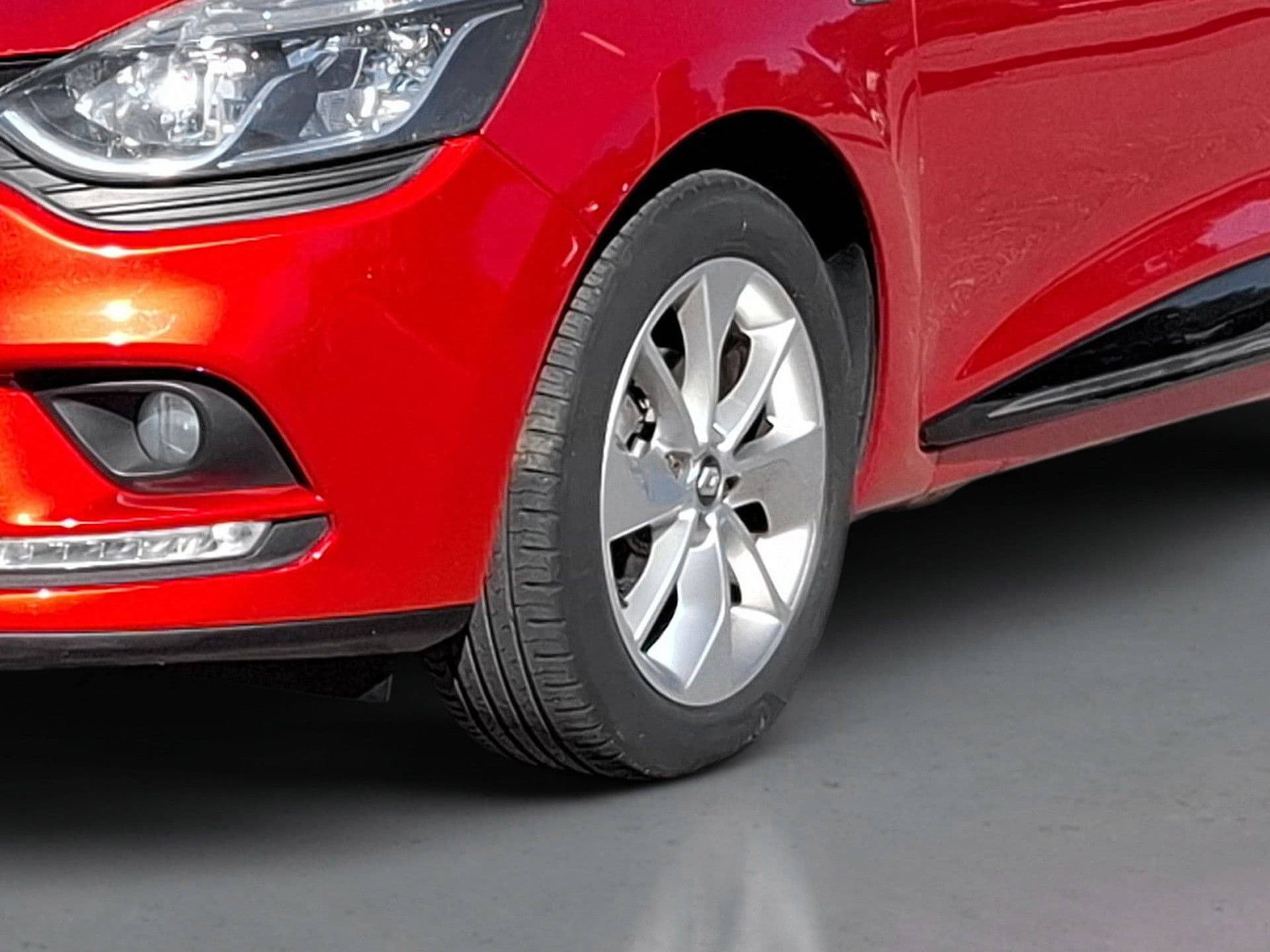 Renault Clio - 3
