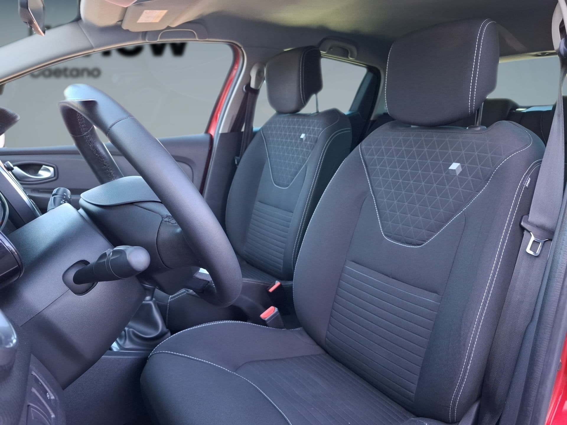 Renault Clio - 11