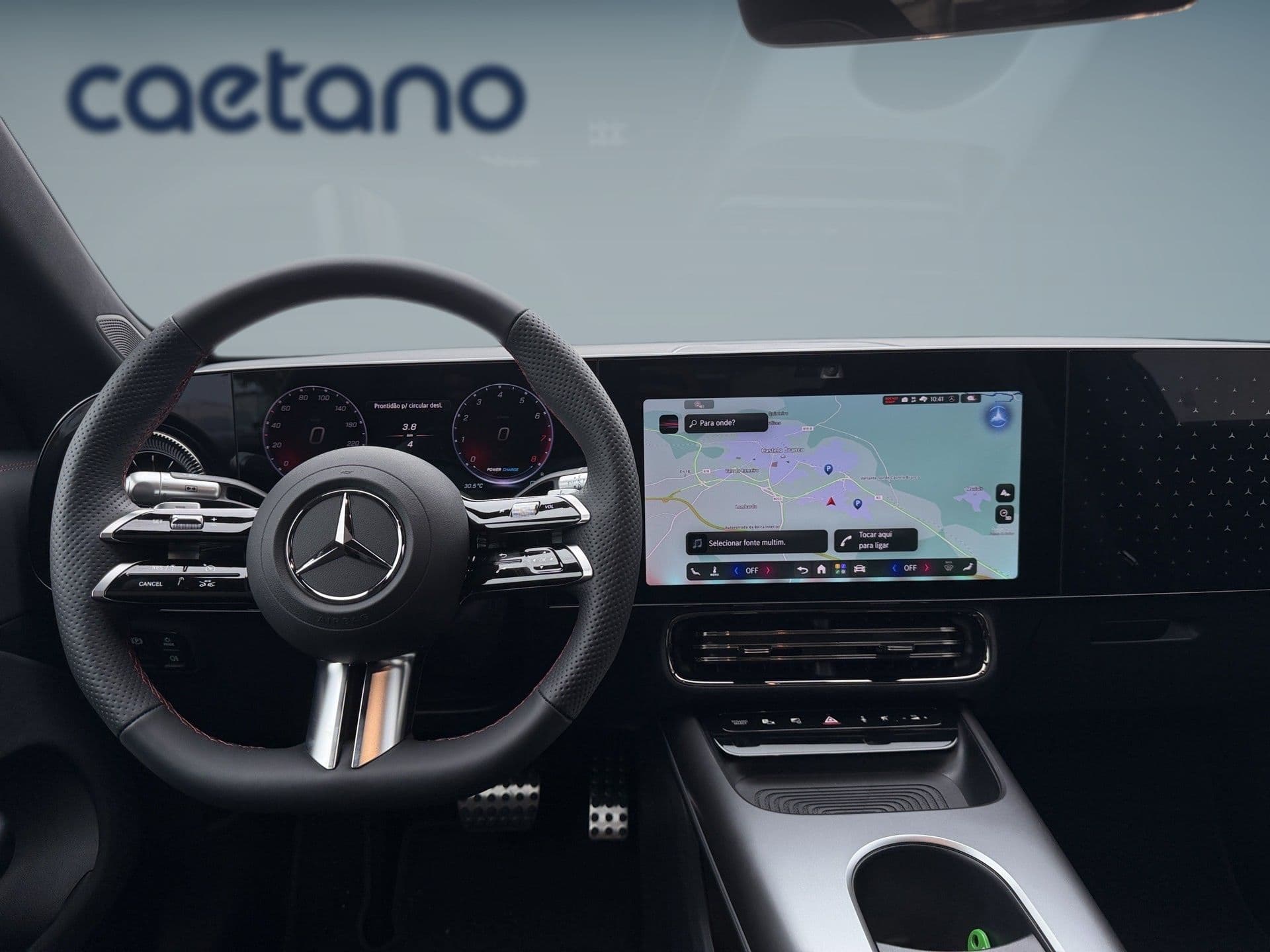 Mercedes-Benz CLA - 11