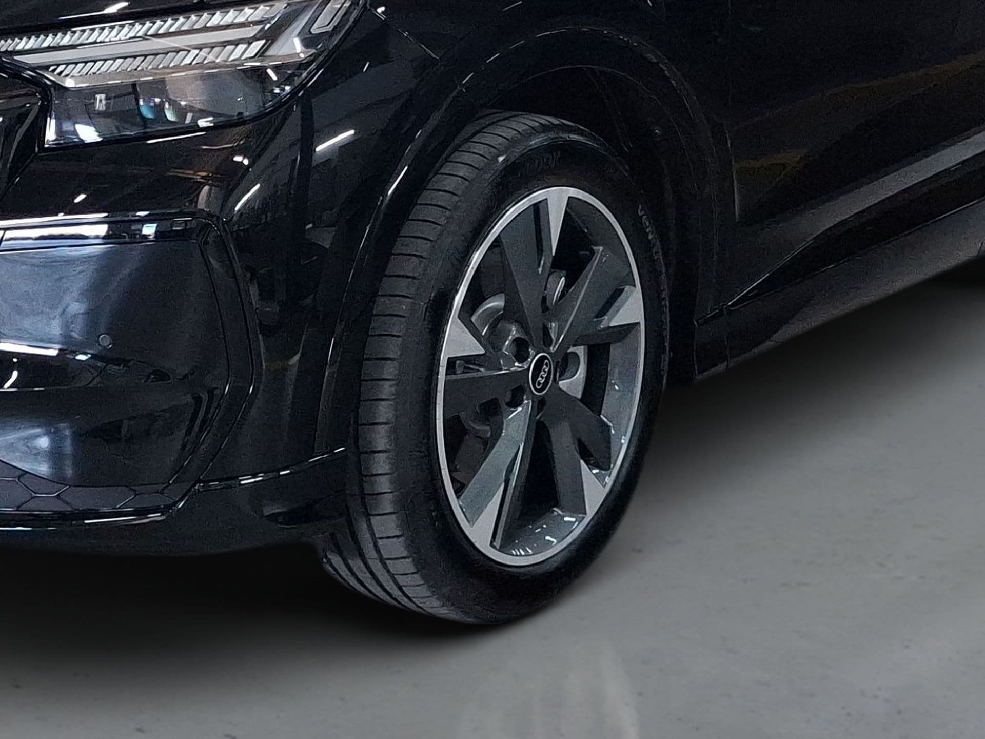 Audi Q4 Sportback e-tron - 3
