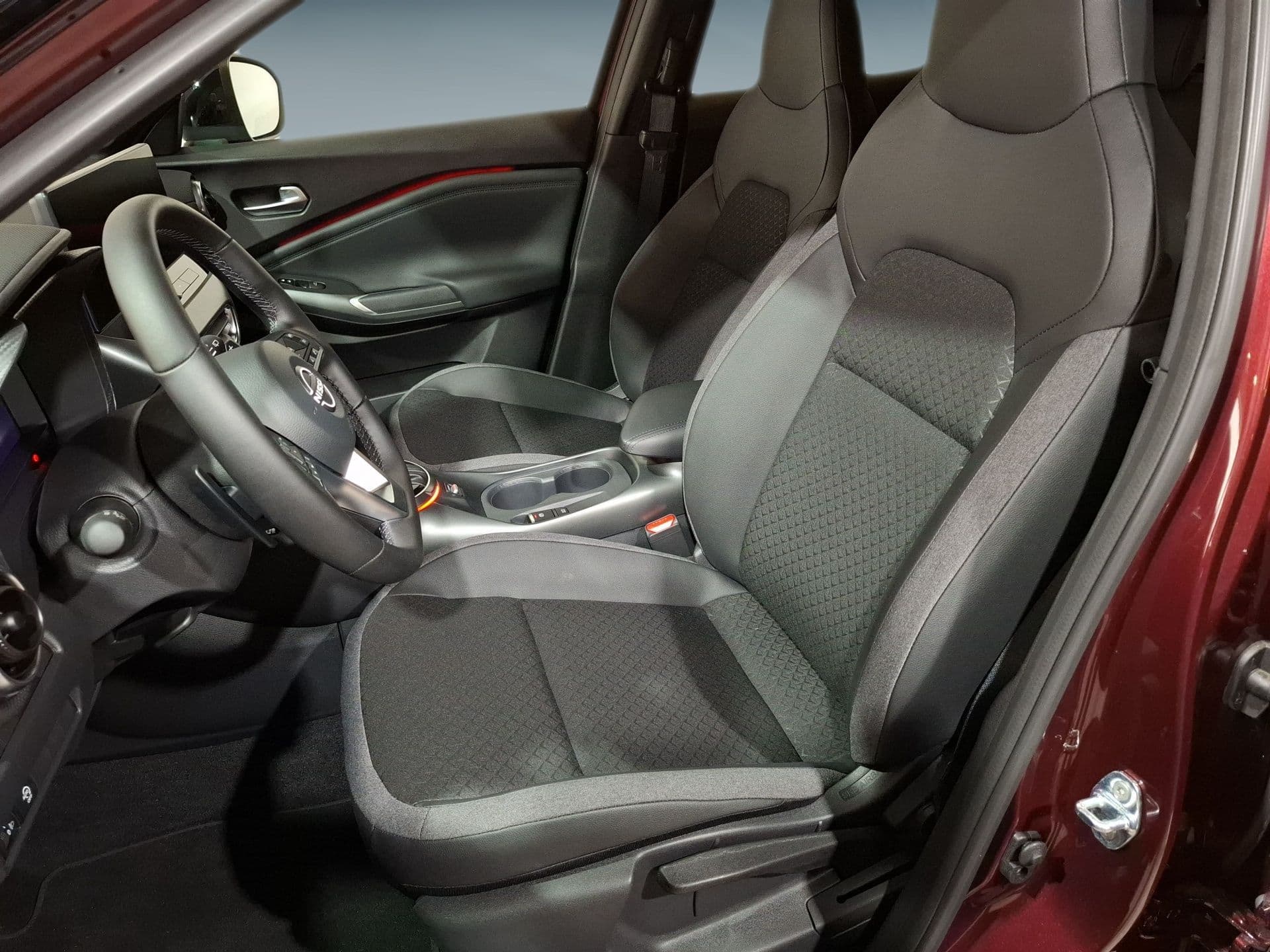 Nissan JUKE - 7